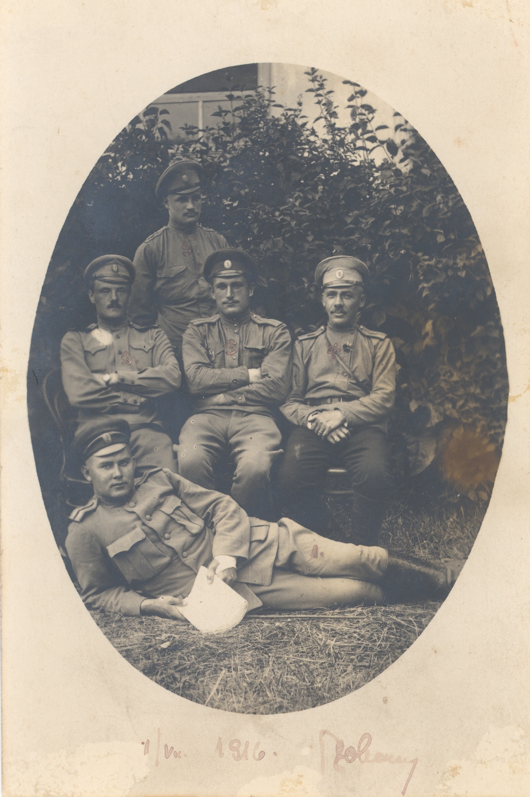 J. Vares-Barbarus with war partners in World War I in 1916
