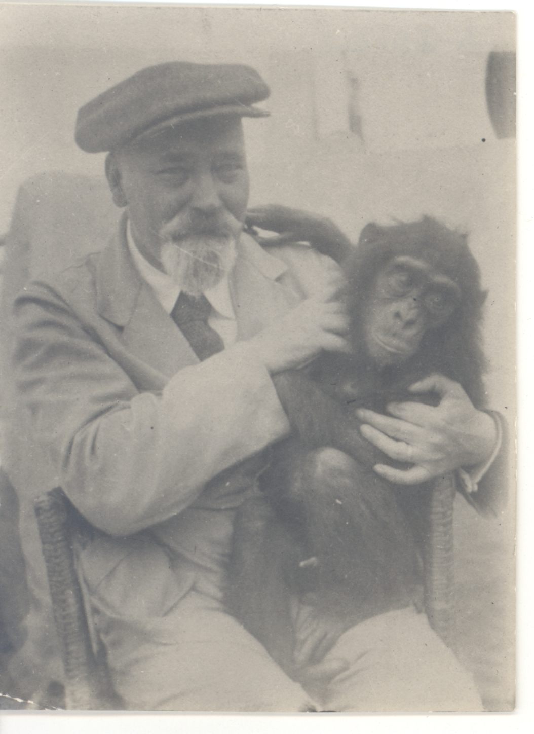 Hindrey, Karl August monkey during the African ride on board