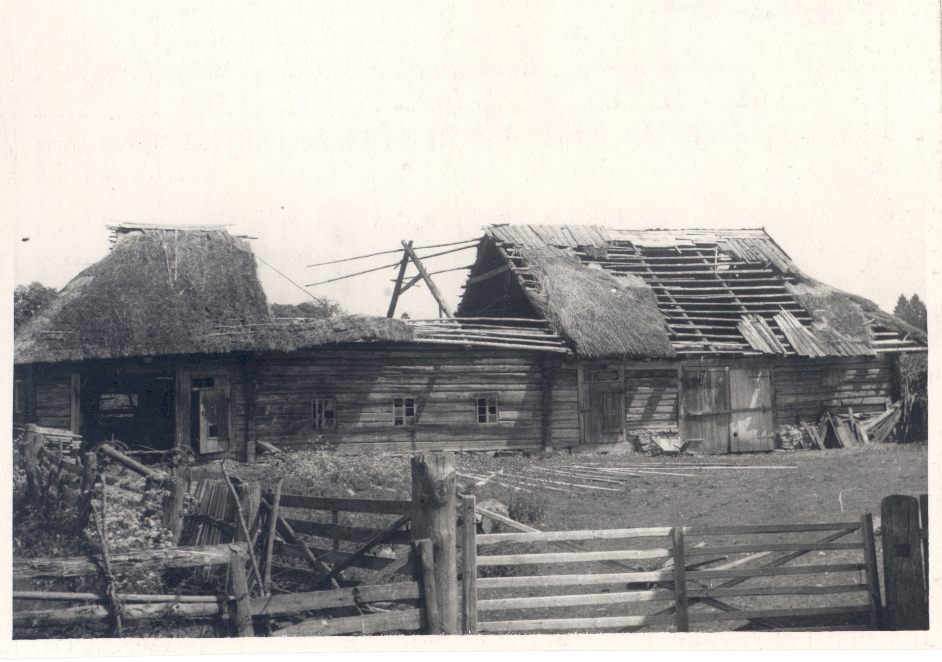Jakob Mändmetsa birthplace in Kärlal Pai village. June 1961