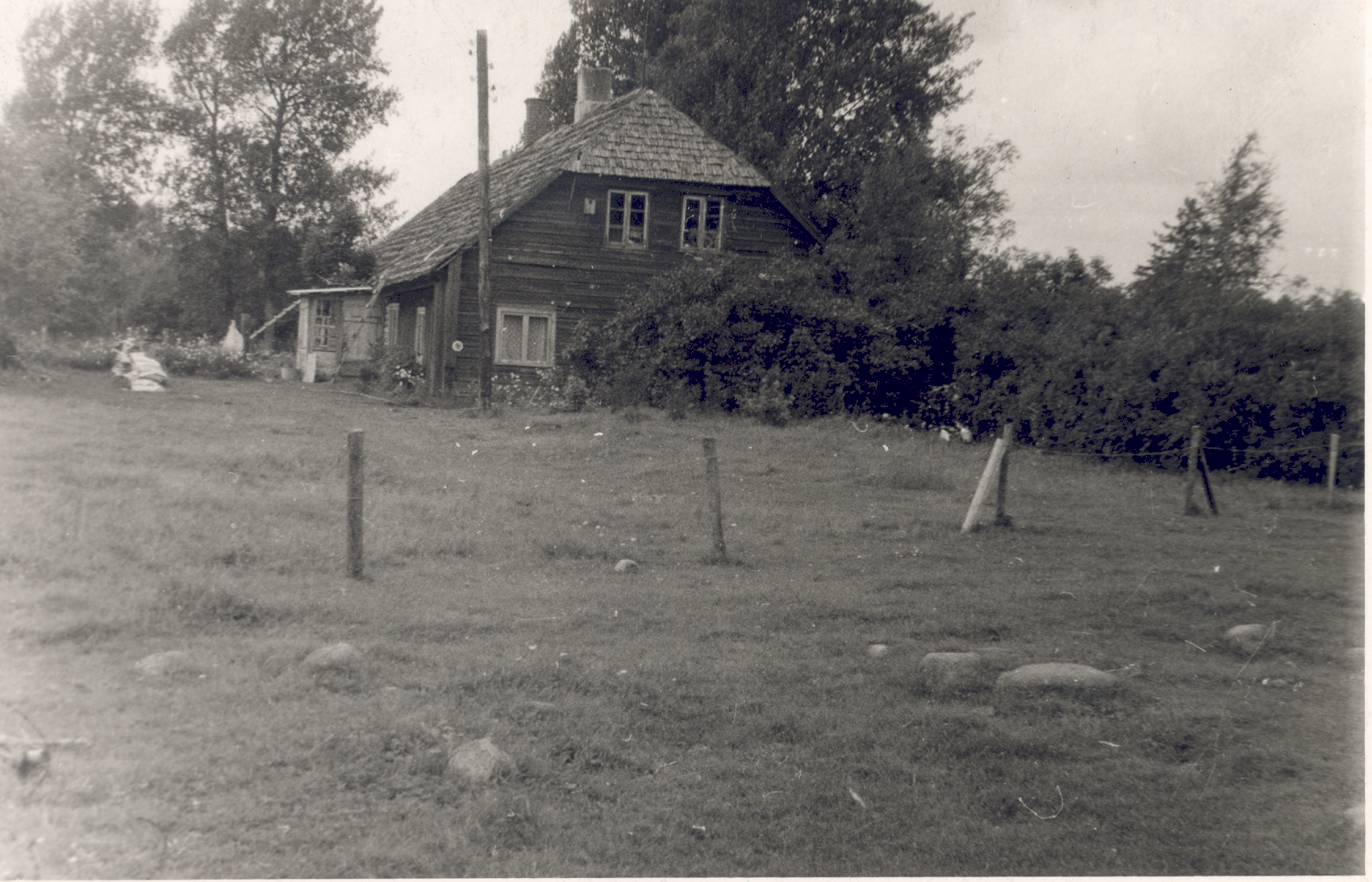 Agnes Taari's birthplace Maru schoolhouse. 1966. a.