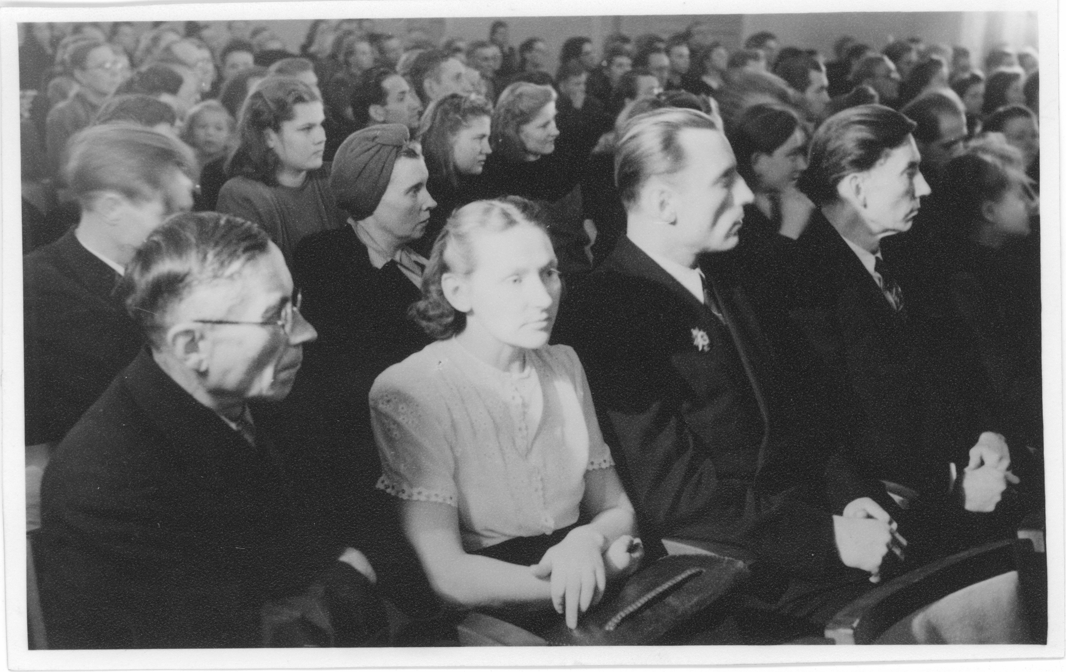 Celebration of the I congress of Estonian Soviet writers in the concert hall "Estonia". I r. 1. H. Raudsepp, 2. M. Nurme