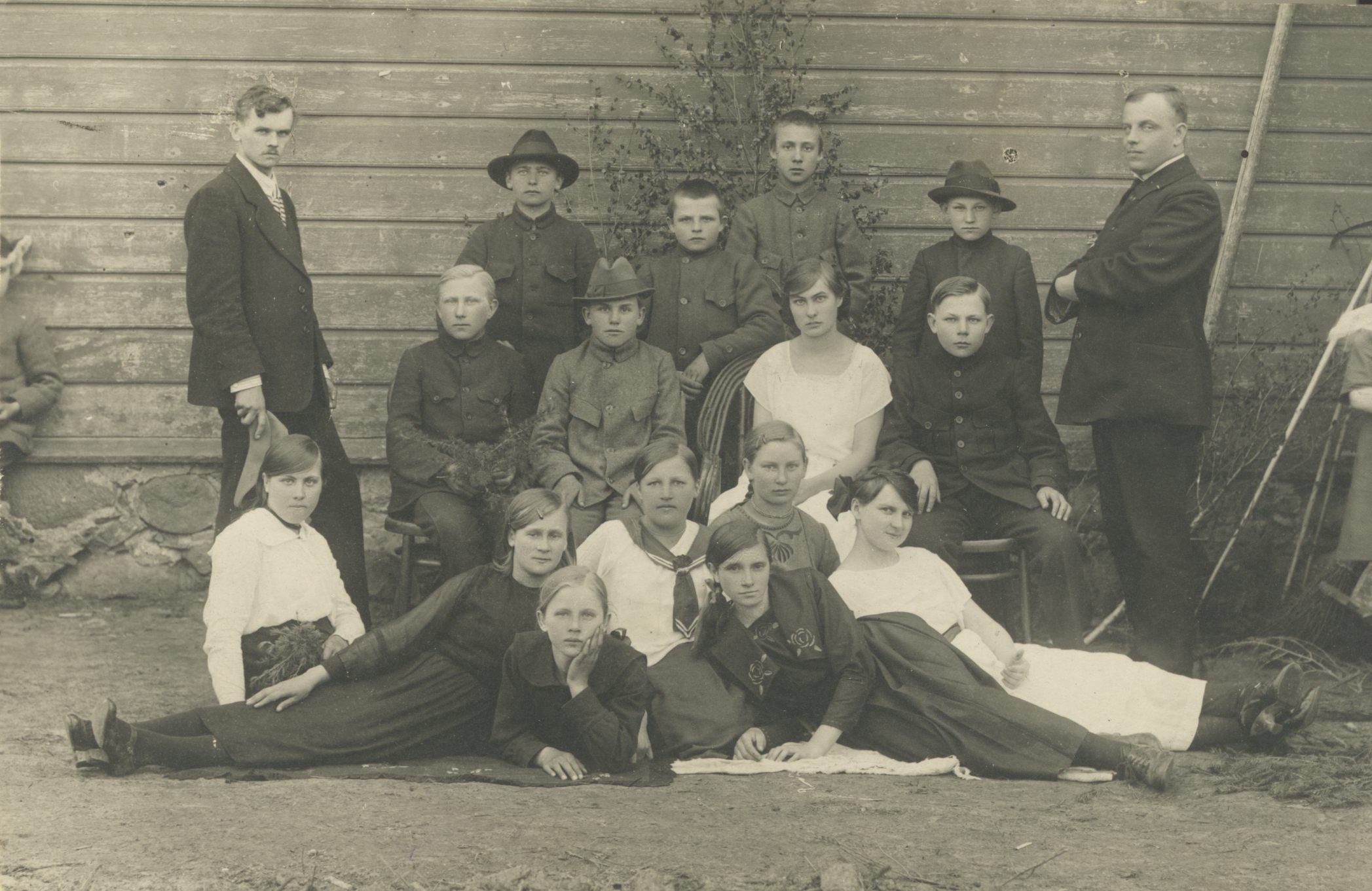 H. Adamson 5th grade students in 1923.