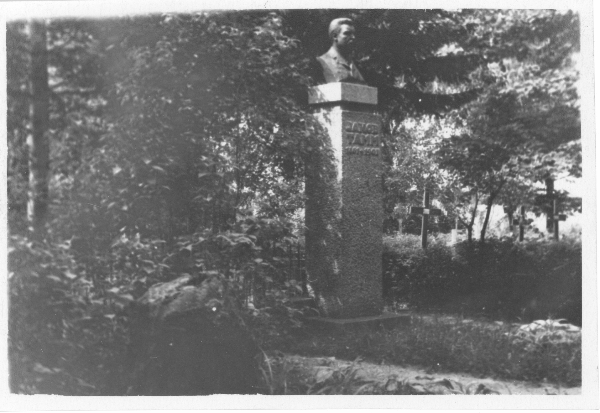 J. Tamme monument on the cemetery of Väike-Maarja