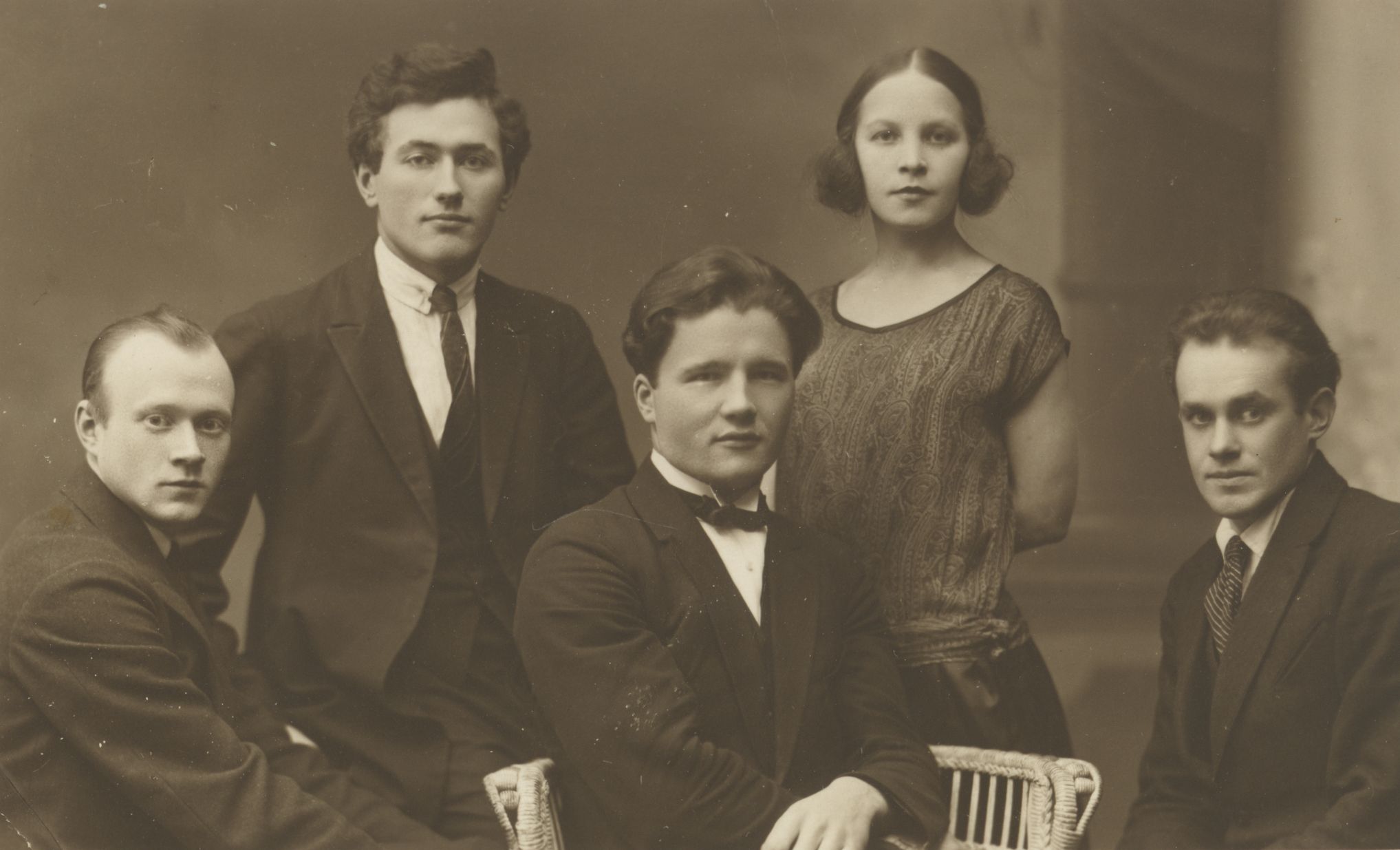 Felix Moor, Juhan Jaik, Voldemar Vent with two unknown