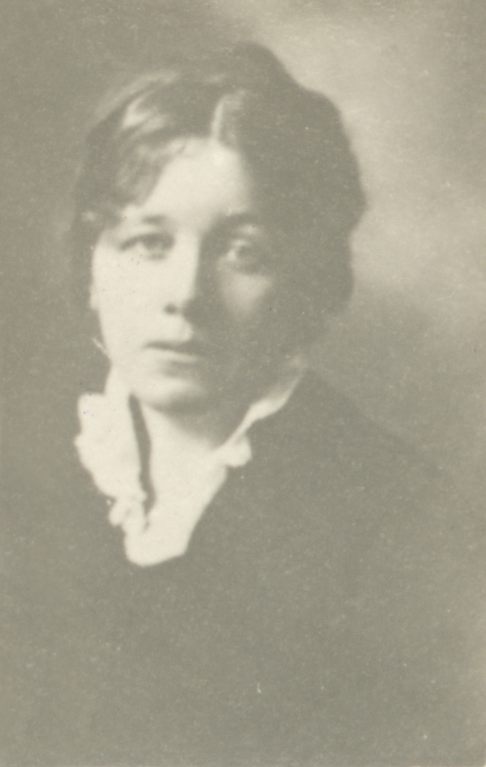 Marie Under 1915