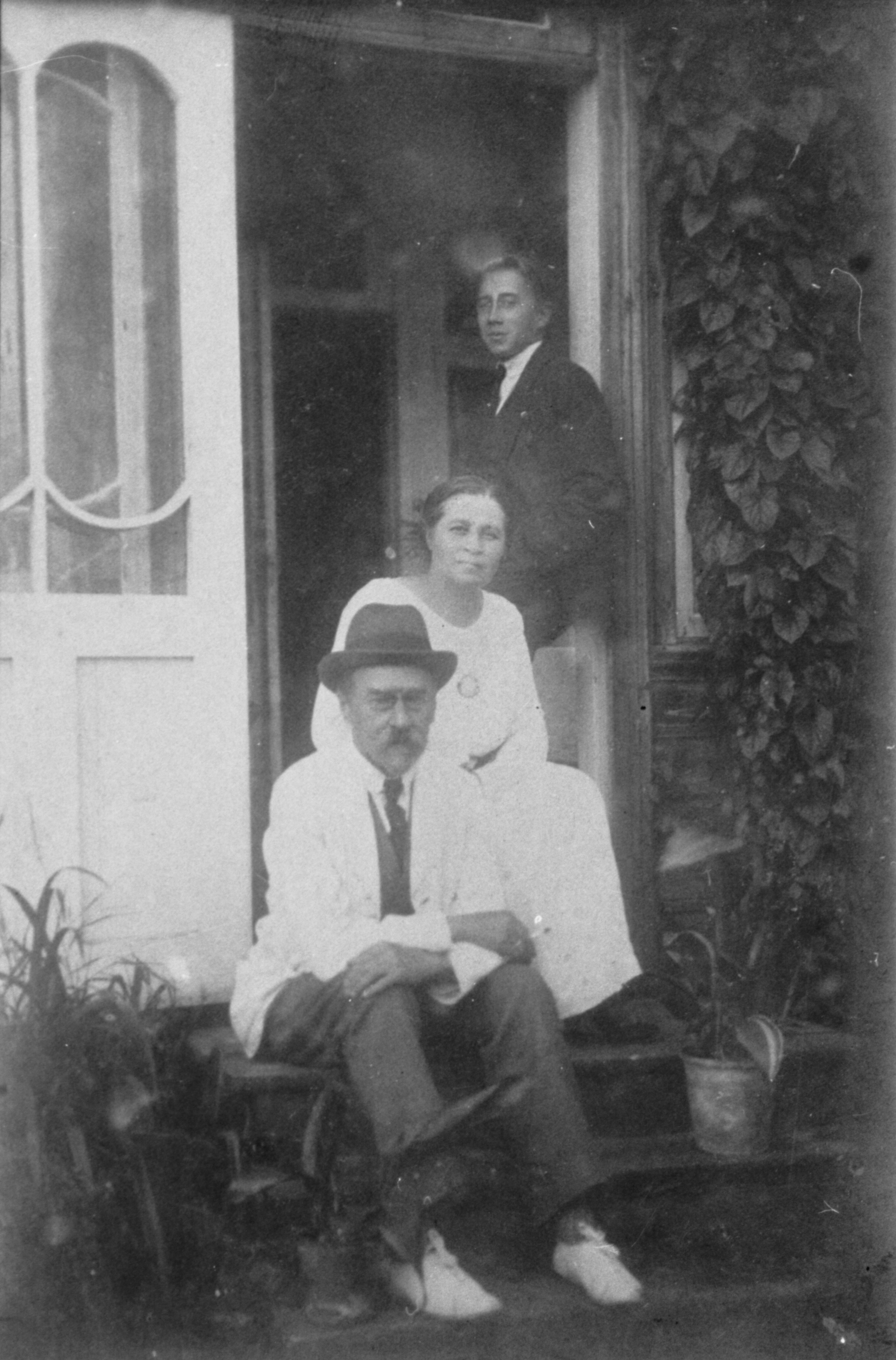 August Kitzberg, Johanna Kitzberg and son Jaan Kitzberg