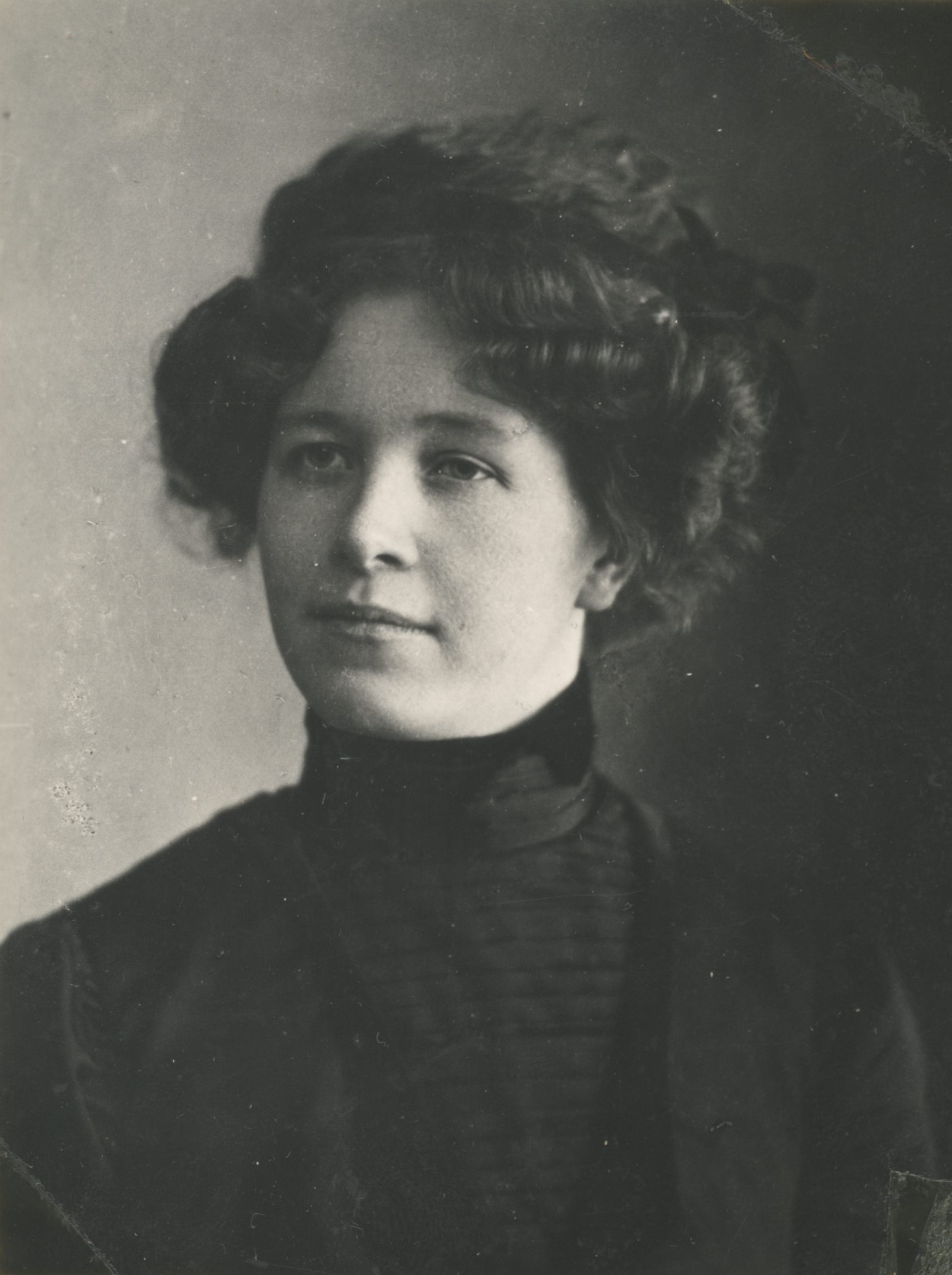 Marie Under 1908.