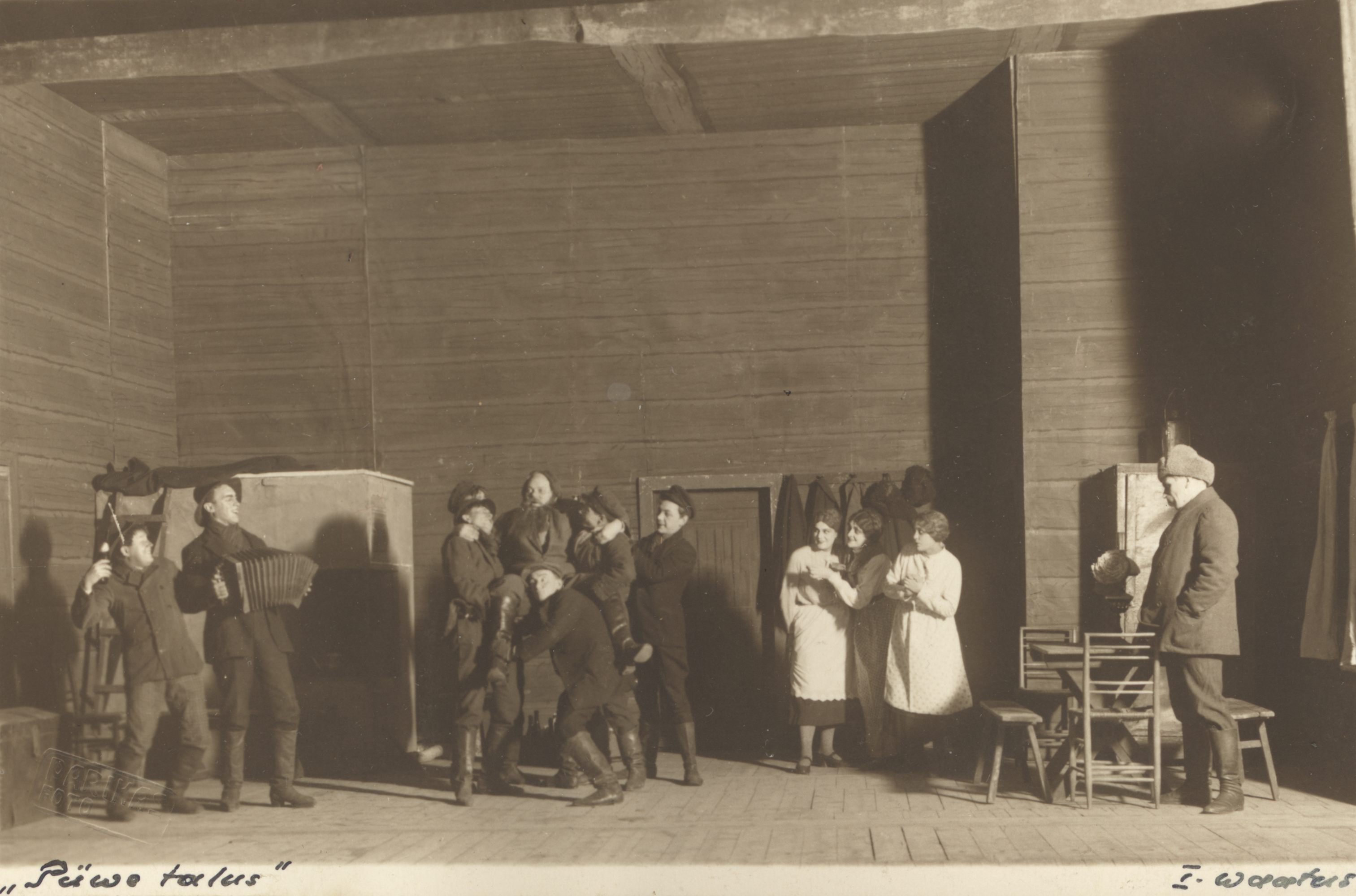 A. Kitzberg's "Püve Farm" in "Estonia" in 1926. I clothes