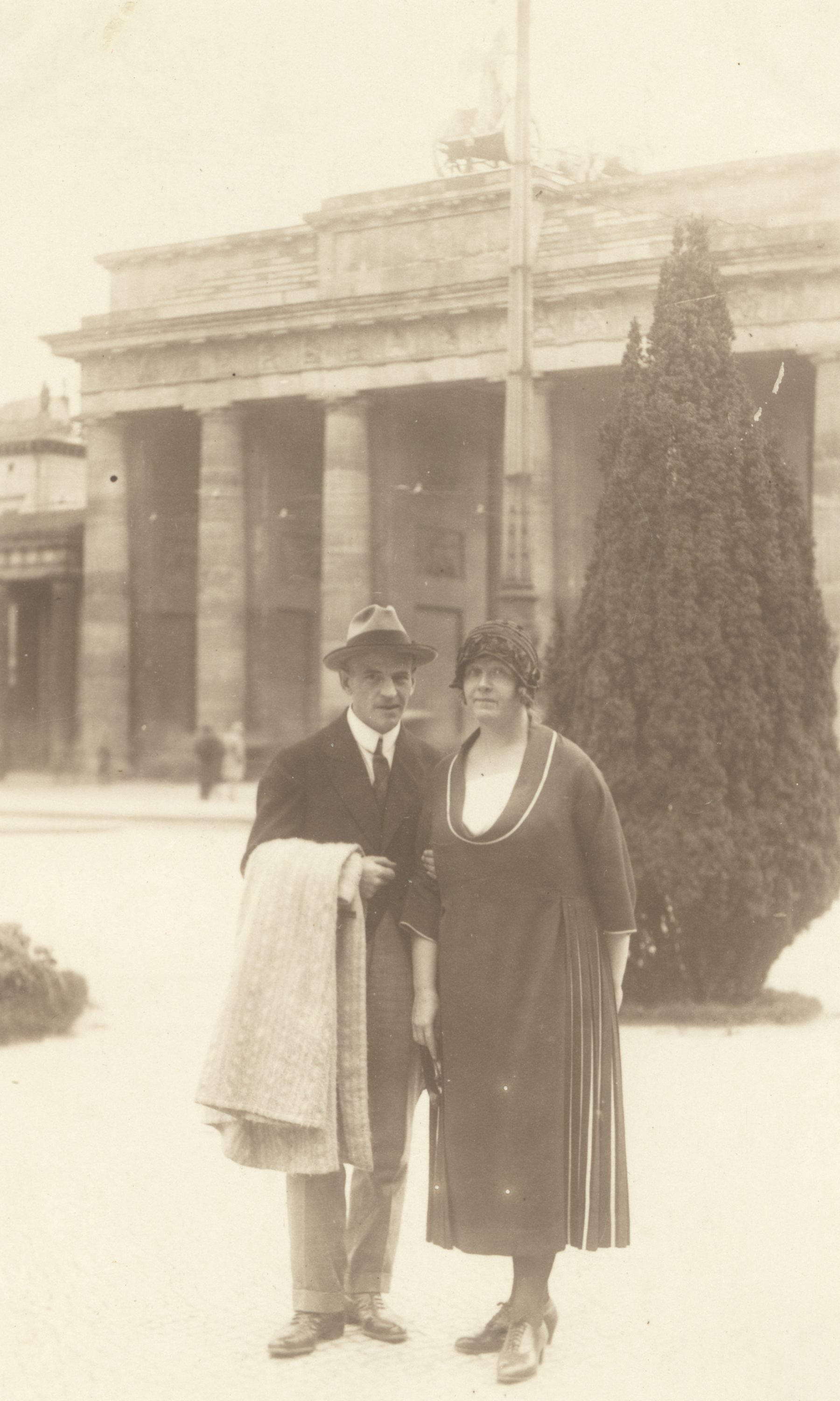 Artur Adson and Marie Under in Berlin 1921