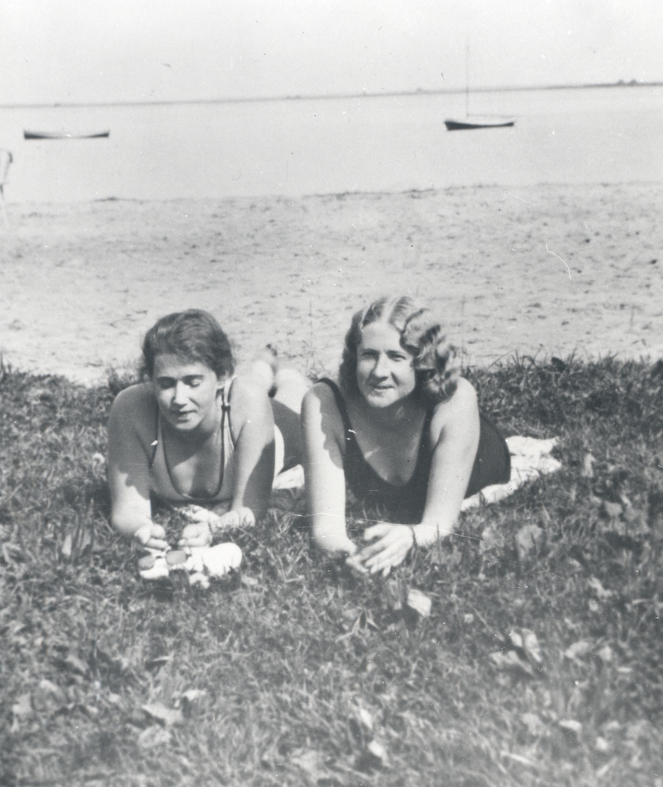 Elo Tuglas and Selma Oinas-Kurvits Haapsalu 1931