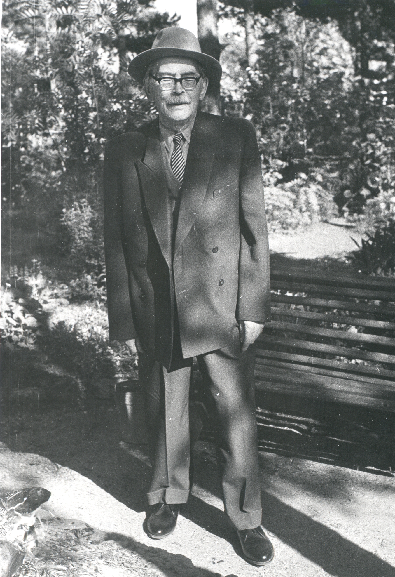 FR. Tuglas 1963