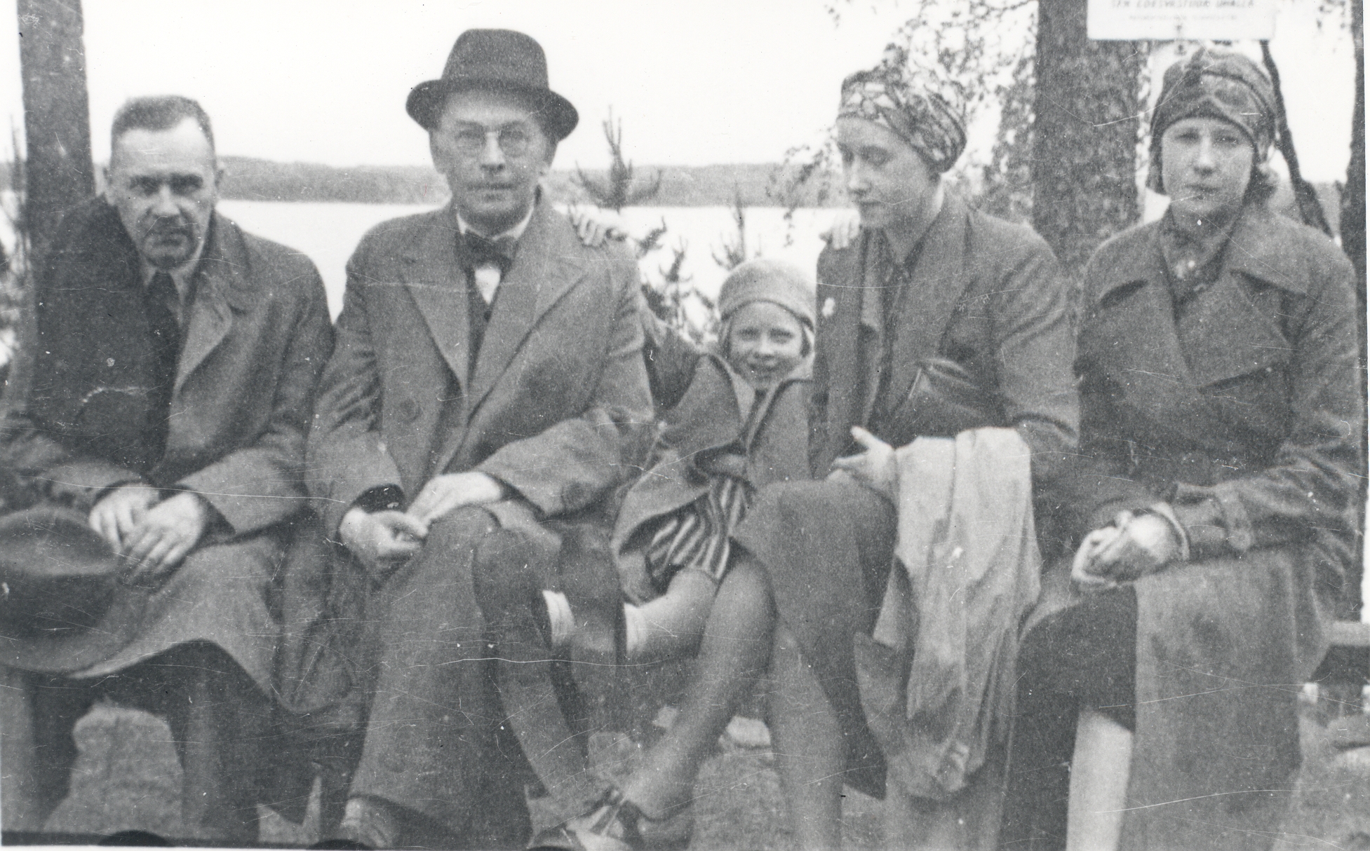 P. Kurvits, f. Tuglas, e. Eesorg, e. Tuglas, s. Oinas-Kurvits National, July 1938