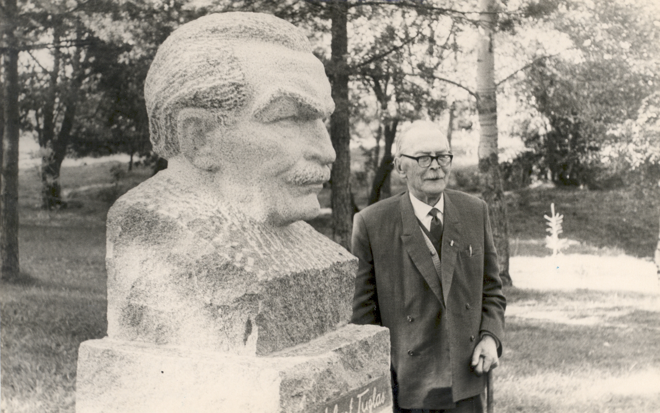 Friedebert Tuglas, "granite with Tuglas\" in Uderna School Park, 14 September 1967.
