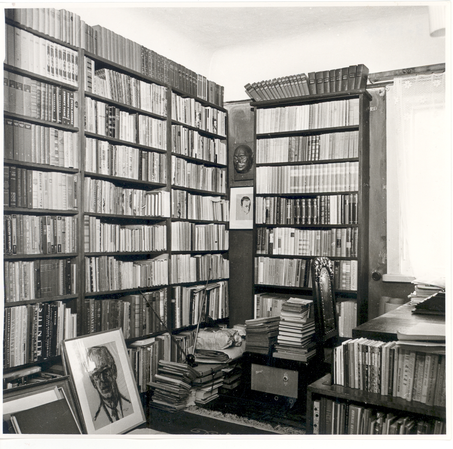 Friedebert Tuglase House Museum in Tallinn, Väikese Illimari 12. On the second floor of the library