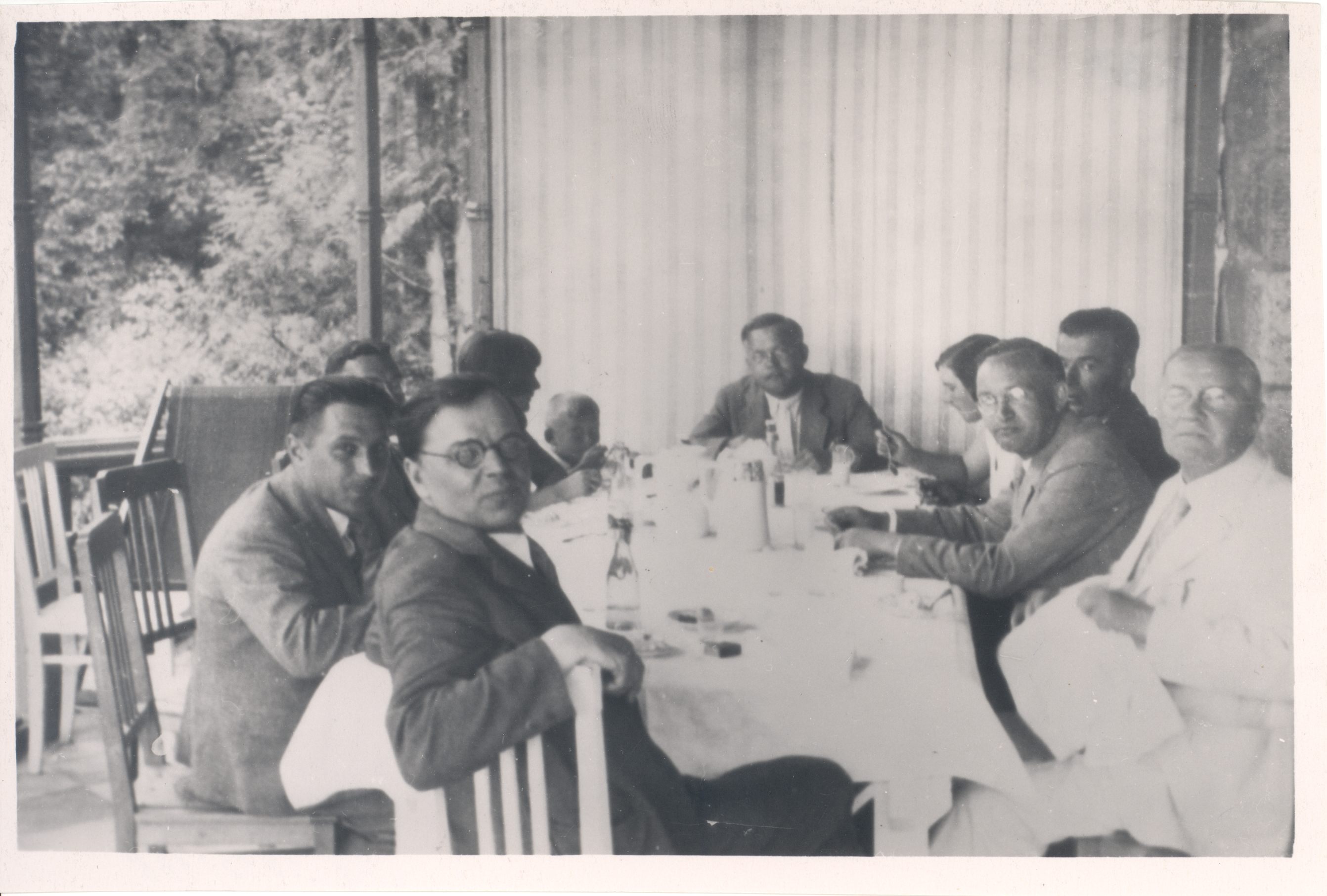 Vilde, Eduard Siguldas at the home of Latvian writers and journalists in the summer of 1930s.