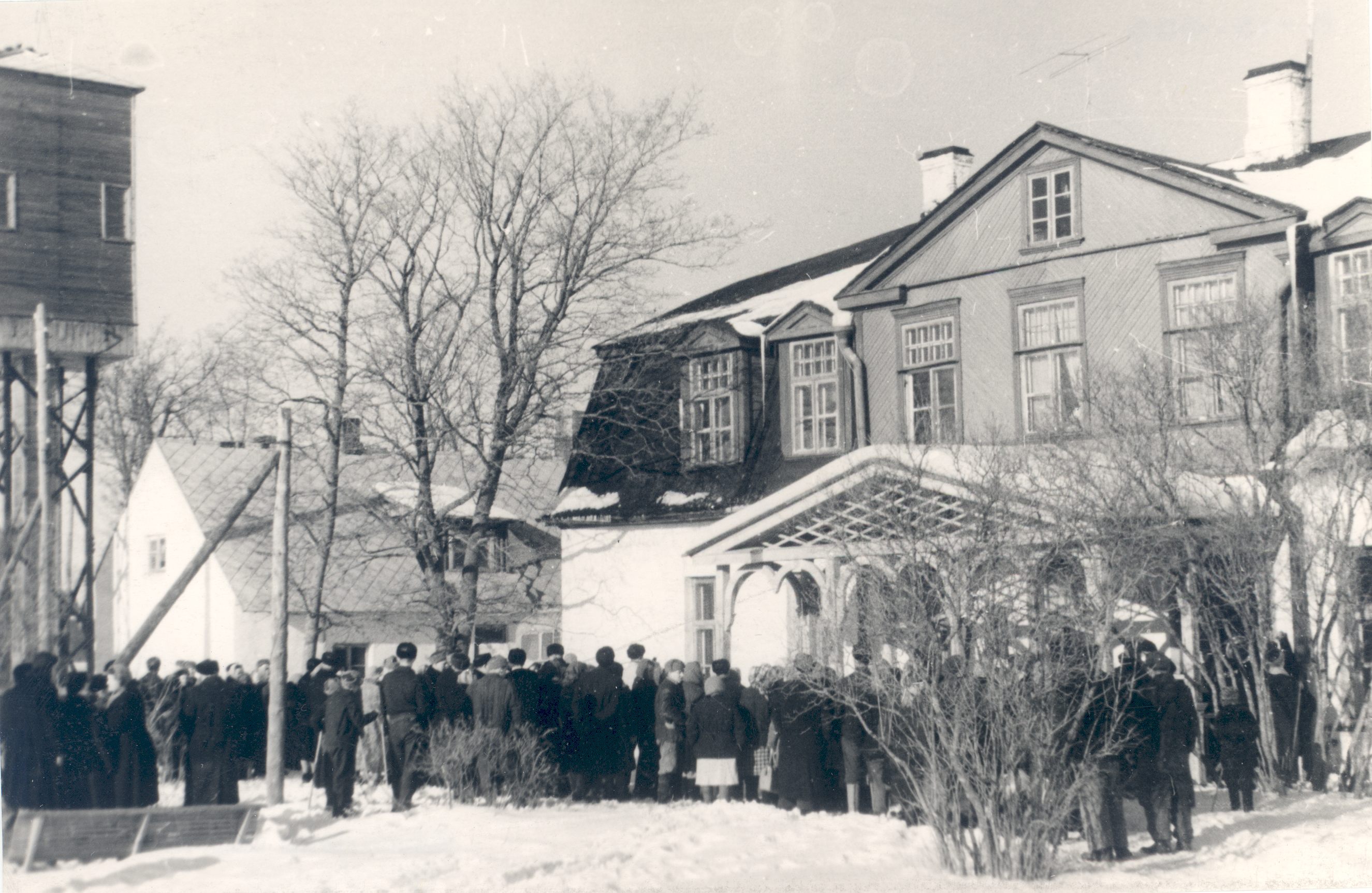 Vilde, Eduard, unveiling of the memorial plaque in Karjaküla 4.03.1960