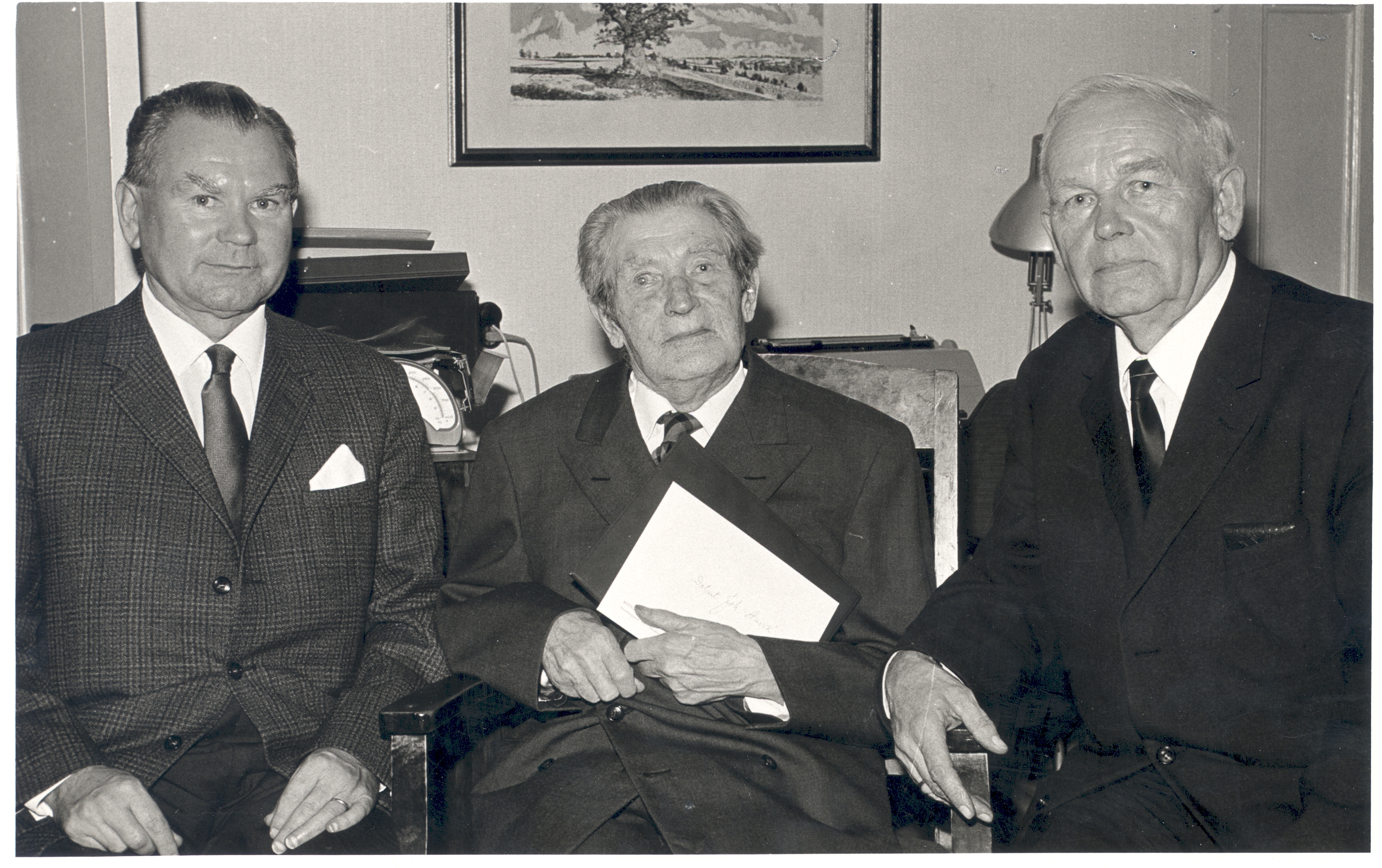 H. Mark, J. Aavik and a. Reintam. The award of the Estonian Cultural Foundation Prize to J. Aaviku in February 1969