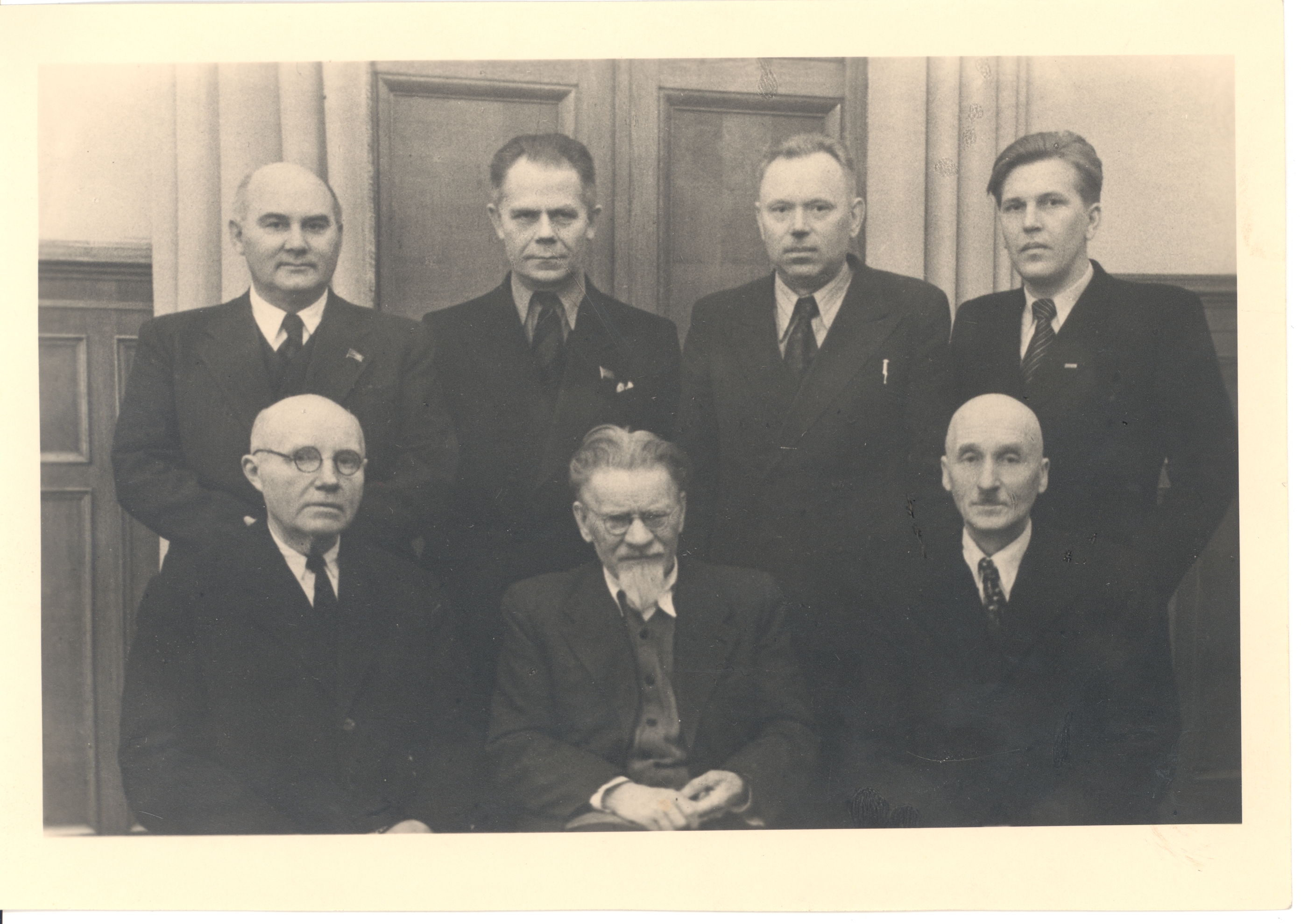 Mihhail Kalin, Johannes Vares-Barbarus, Hans Kruus, Eduard Päll, etc.