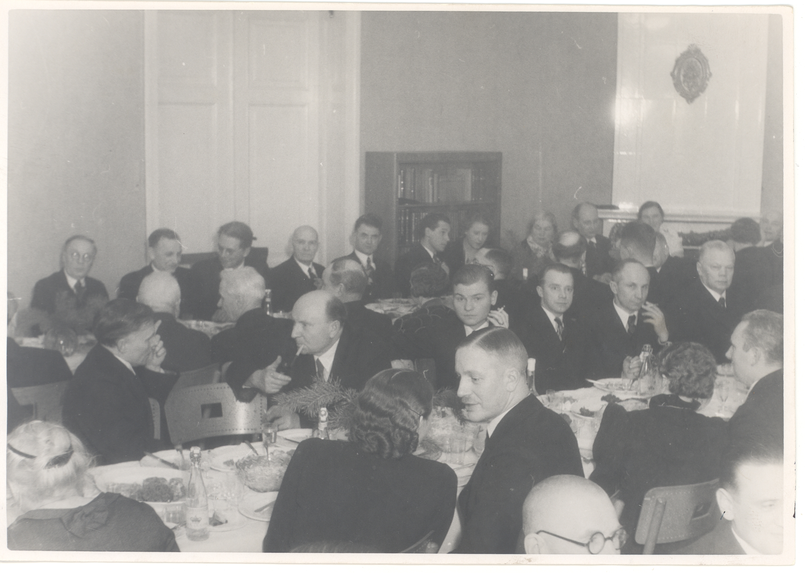 A meeting organized by the Estonian Literature Society's Association of Literature, "Vanemuise" and the Estonian Farmers Society in the premises of the Estonian Literature Society on the 75th birthday of K. e. Söödi on 18th. 1938