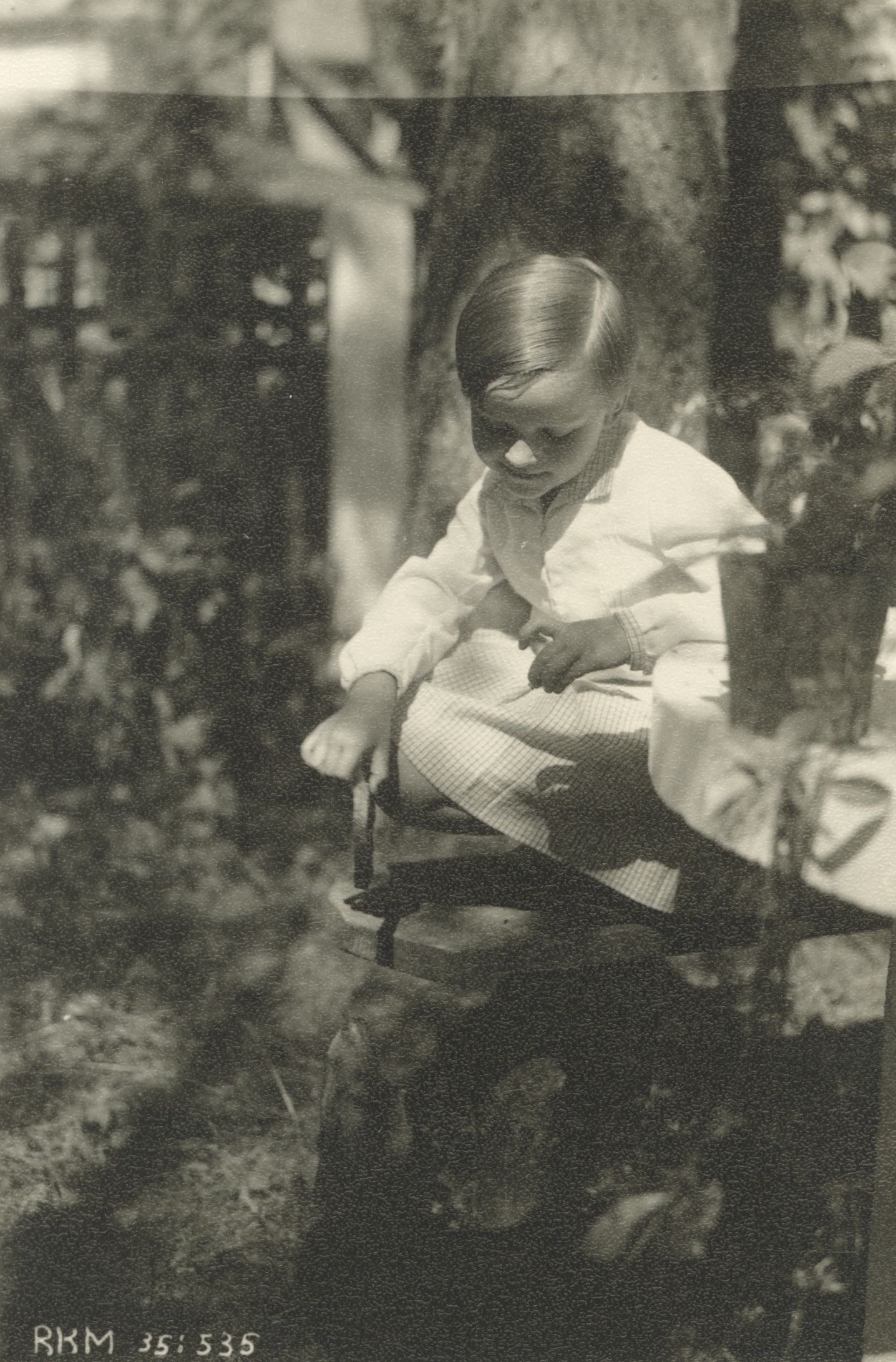 Writer J. Kärner's daughter