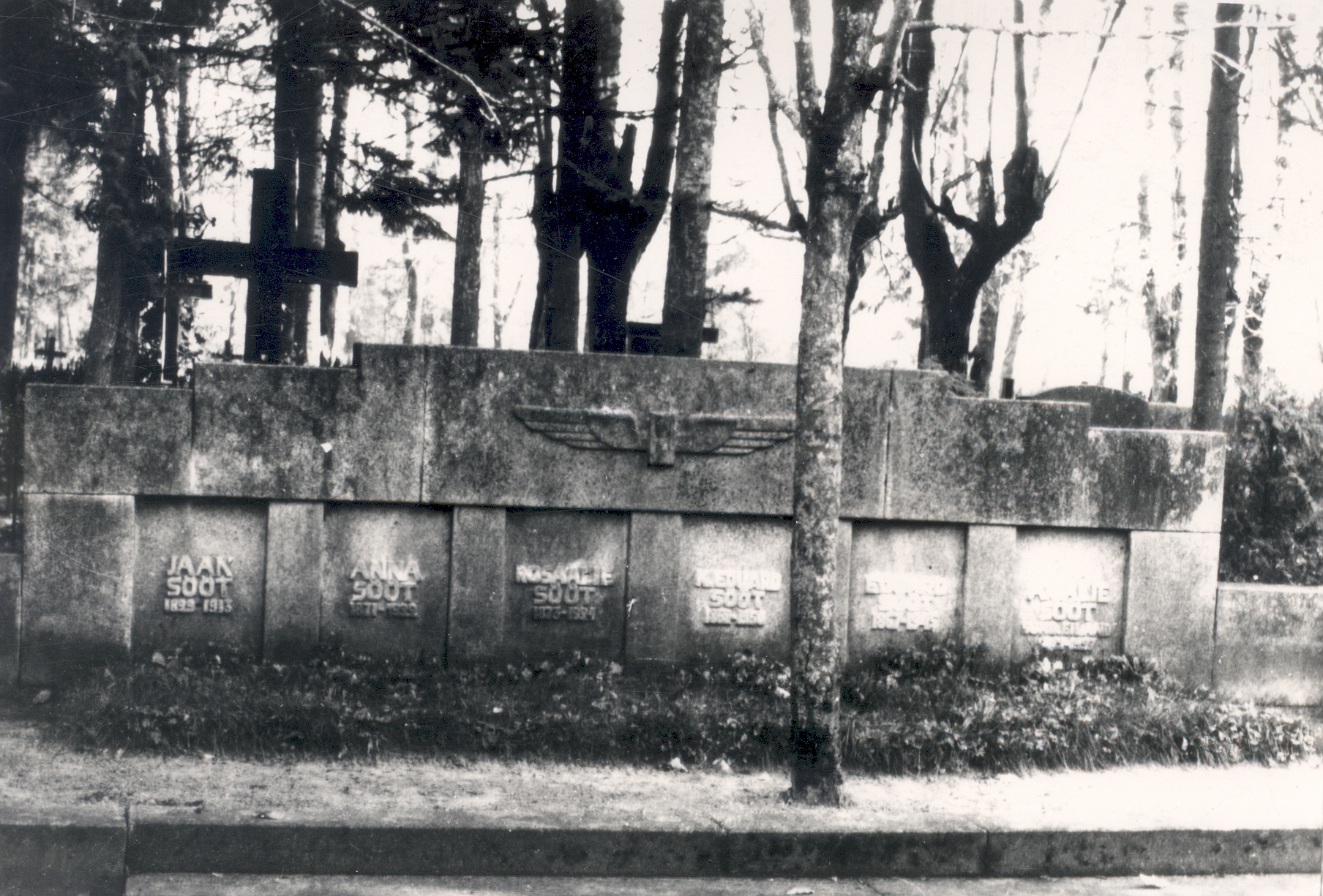 K. e. Sööt's grave on the cemetery of Tartu Maarja. Orig. : A-37-1006