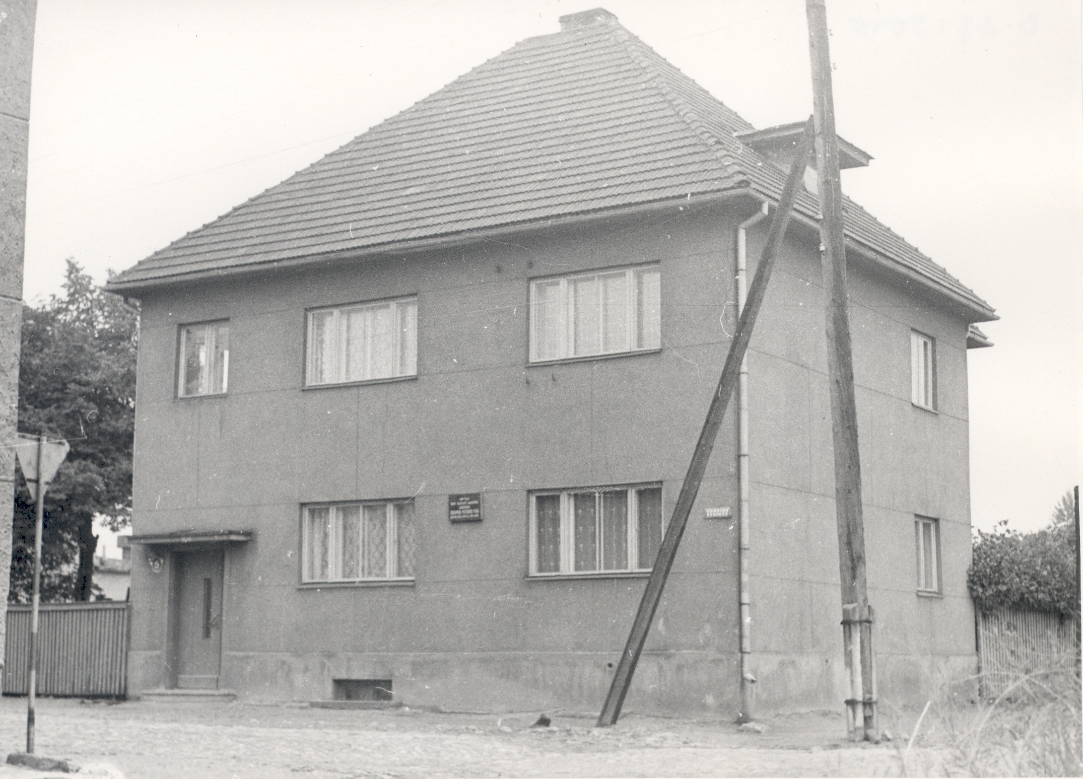 Johannes Voldemar Veski House in Tartu Vabriku Street (resided here in 1920-1944 and 1951-1968)