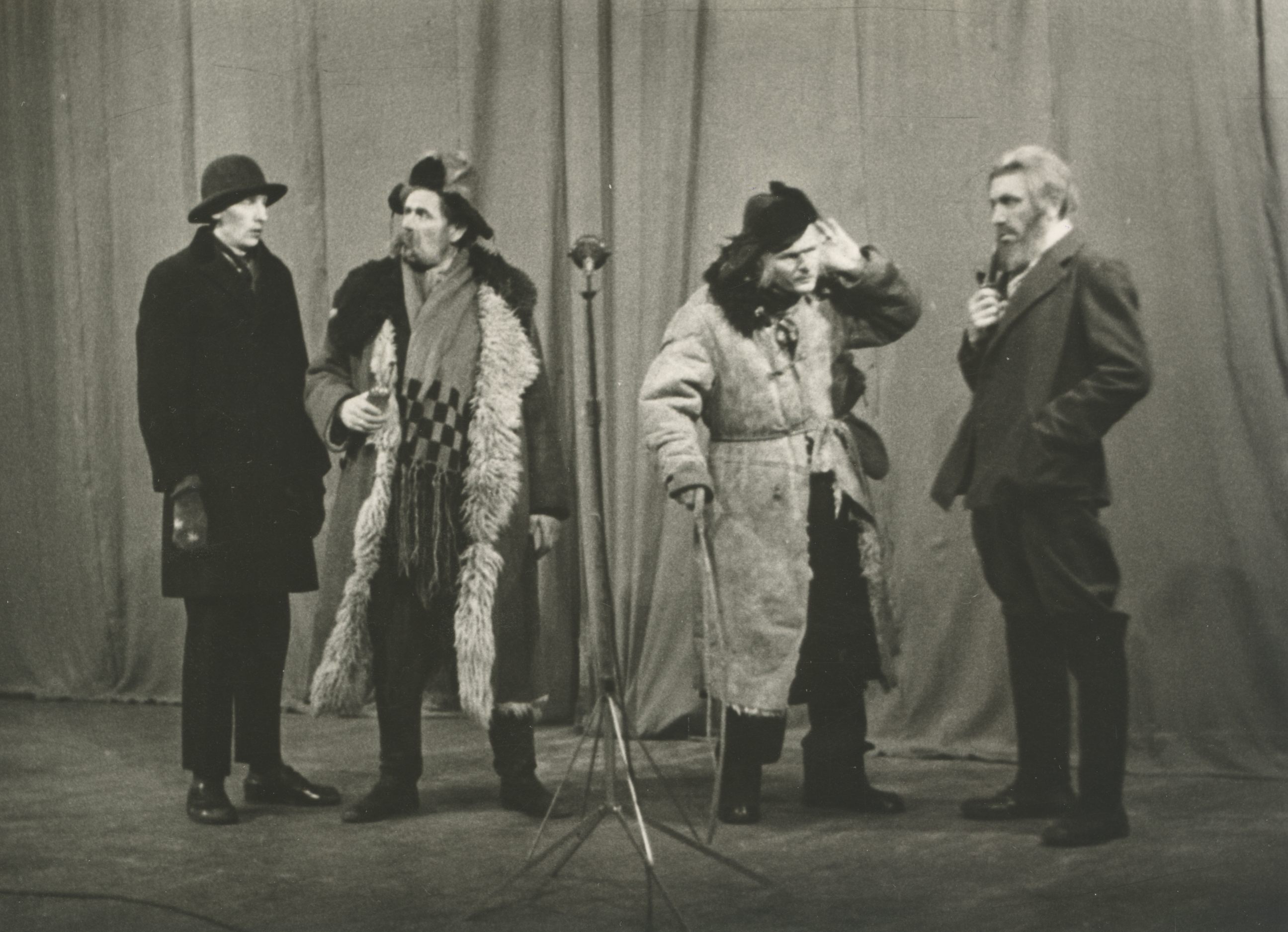 A. Kitzberg's "Püve Farm" "Vanemuises" [November, 1943]
