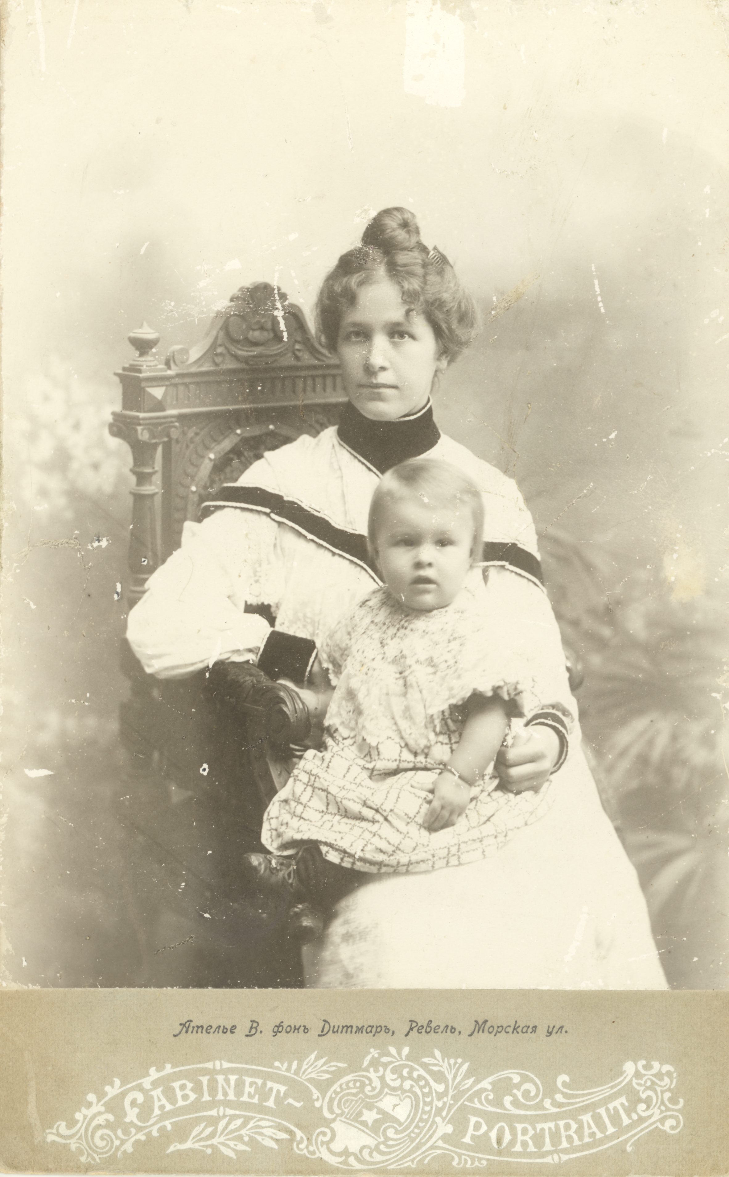 Marie Under's daughter Dagmar in Moscow 1903 (?)