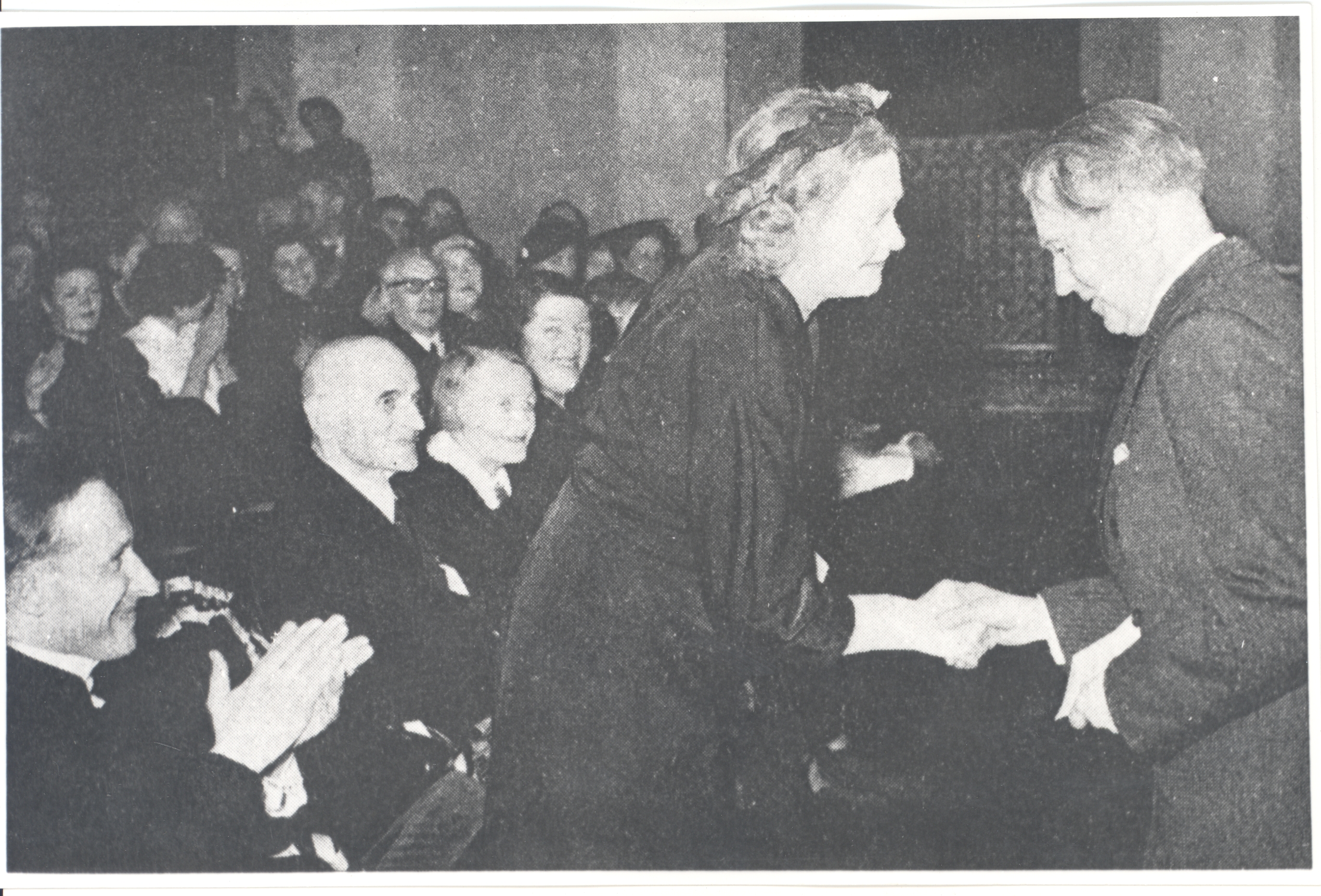 Johannes Aavik congratulates Marie Under on his 70th birthday in 1953.