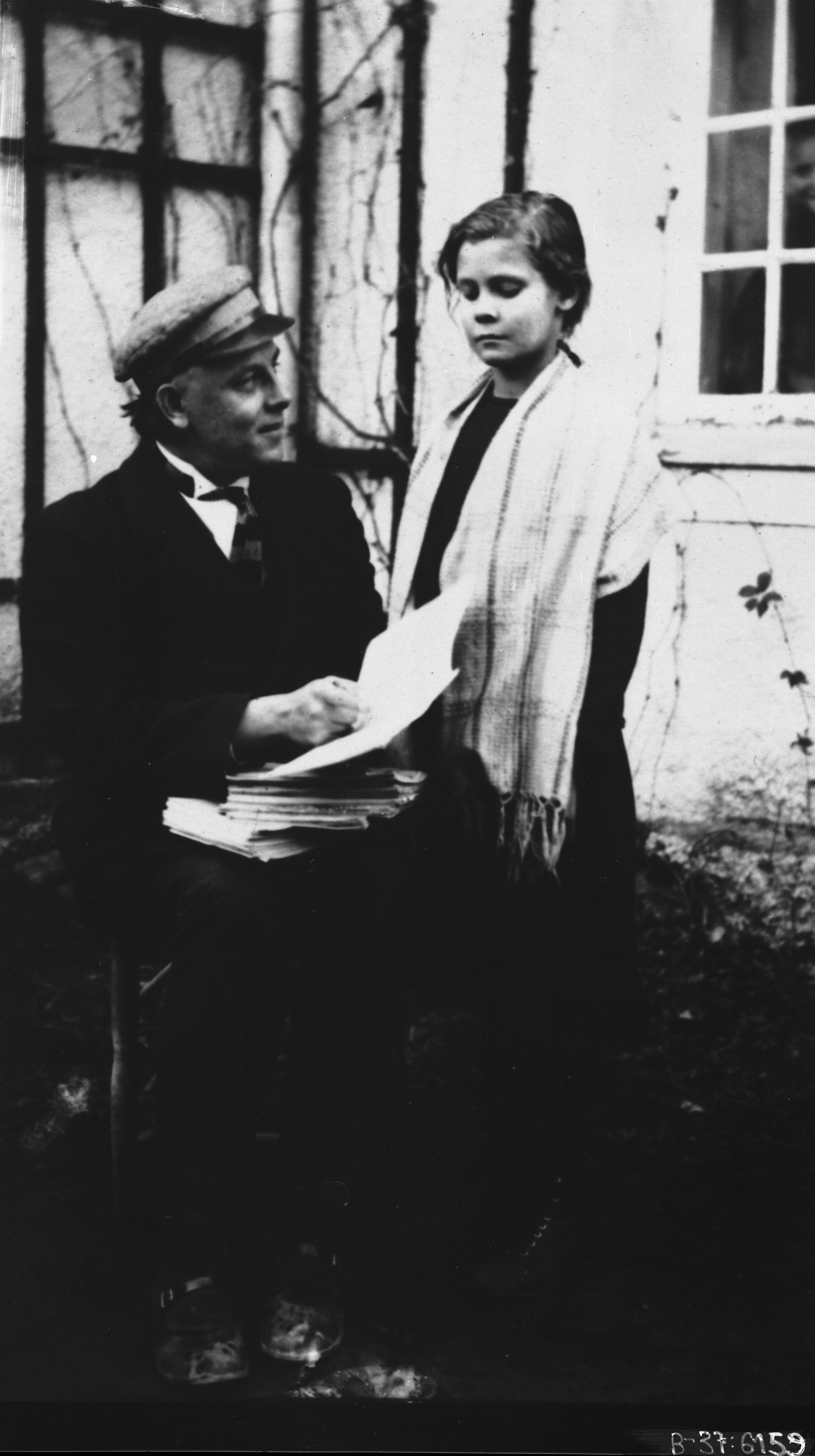 Hendrik Adamson with his student