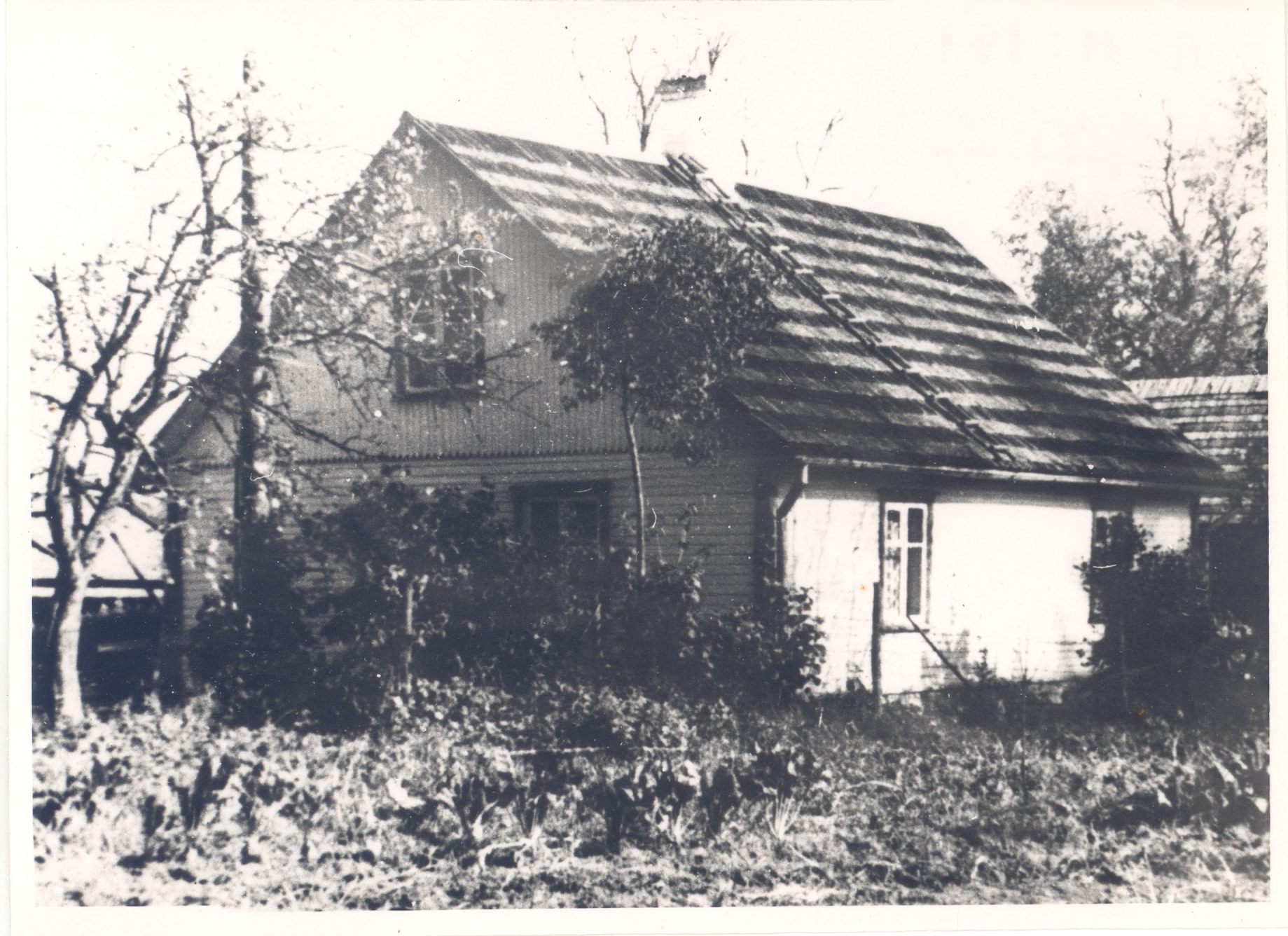 A. Kitzberg's story \x93Rätsep Air and his lucky story \x94 main character prototype Jaak Õhk\x92 House in Abja