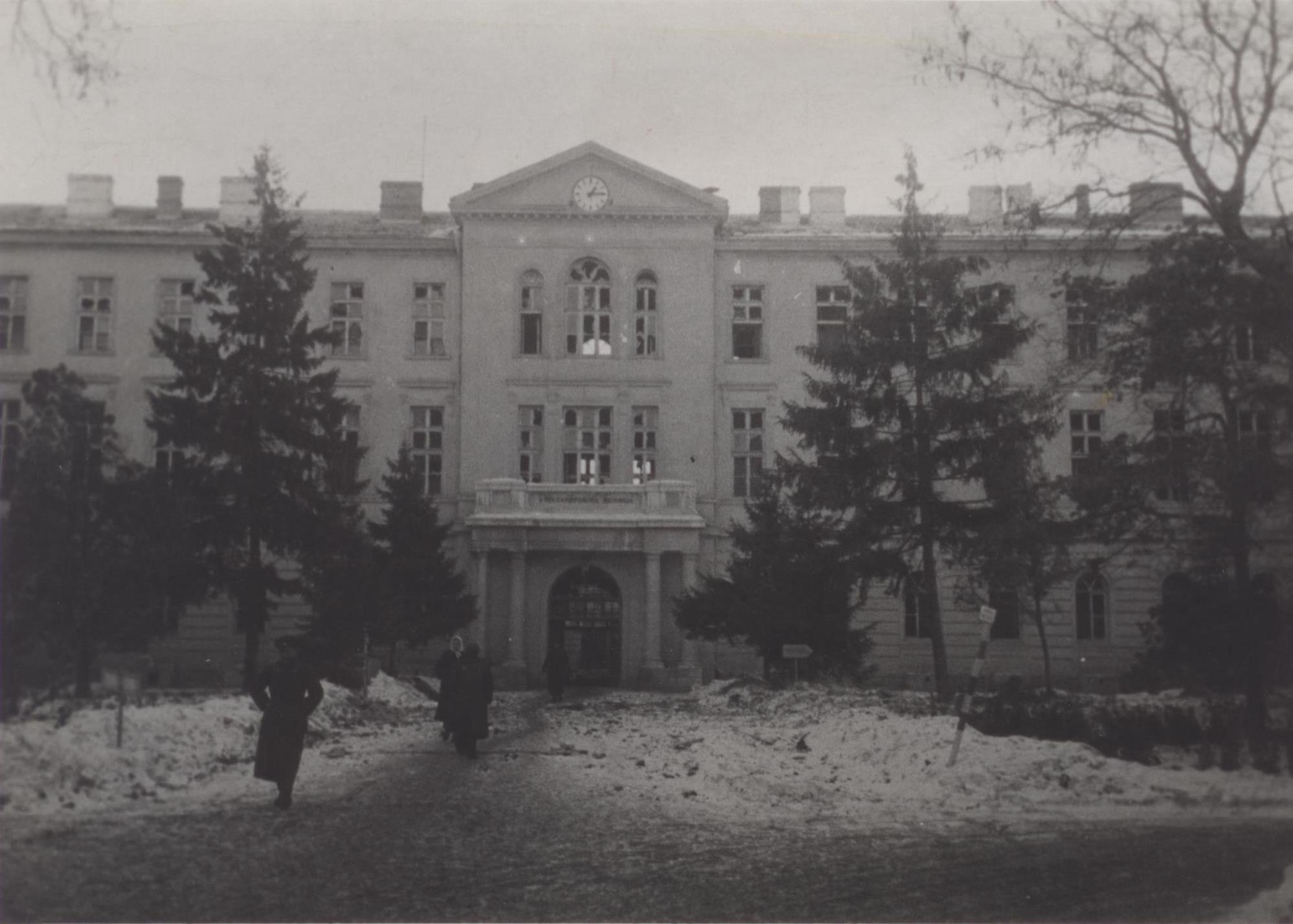 Sofia Bombings 1944: Alexandrovska Hospital