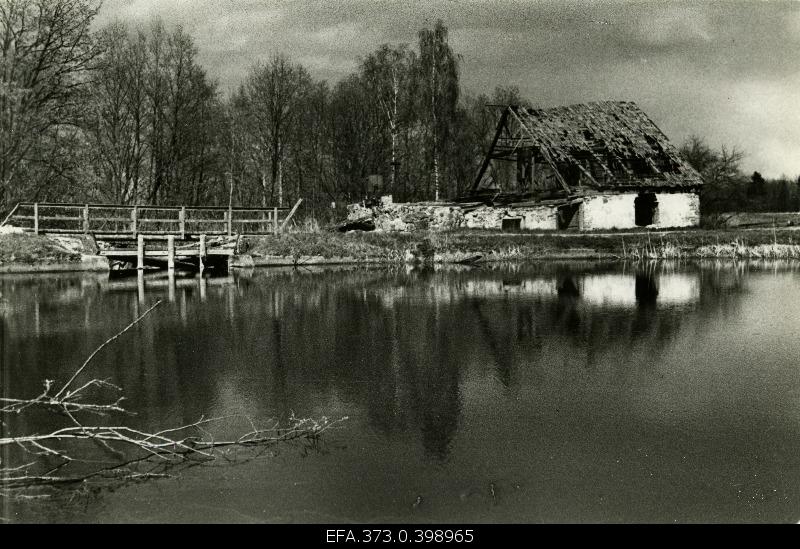 The ruins of the Vastse-Nursi hydroelectric power plant near the River Rõuge (Ajo River).