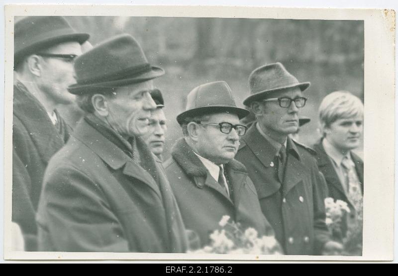 Participants of the 25th anniversary of the construction of the hydroelectric power plant in Leevaku. Among others, one of the builders of Leevaku, Feliks Pärtelpoeg (on the forefront, on the left)