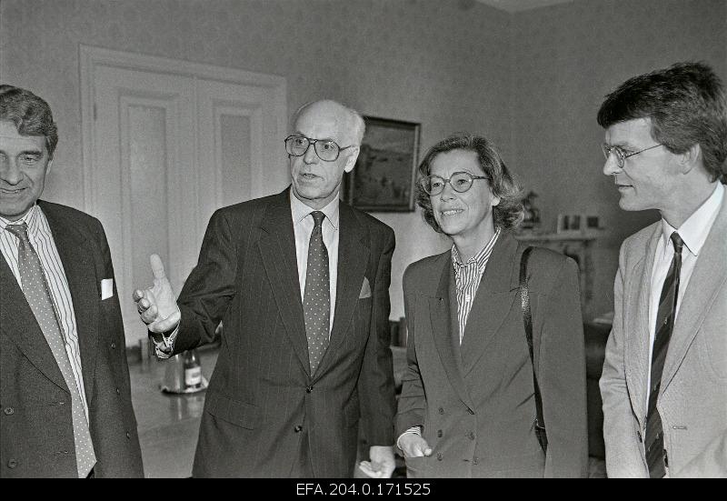 Swedish Foreign Minister Margaretha af Ugglas (pariably 2.) At the reception of the Estonian Minister of Foreign Affairs Lennart Meri (Part 3) At, right 1. Ambassador of Sweden to Estonia Lars Grundberg.