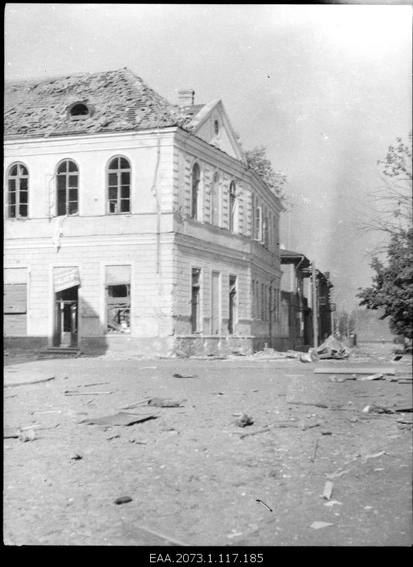 War breaks in Pärnu 23.09.1944, the corner of Brackmann and Kalev Street