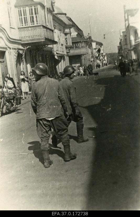 Russian prisoners of war on Pärnu Street.
