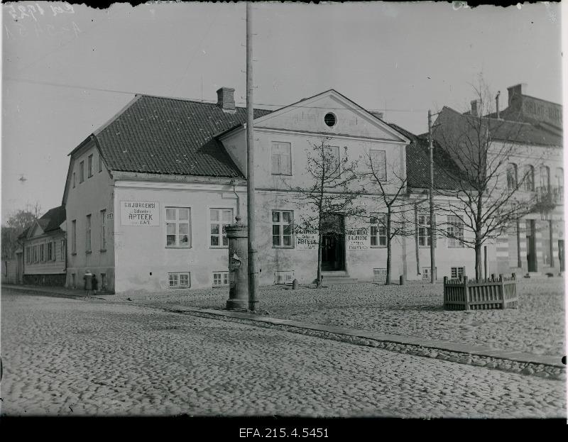 H. Jürgens pharmacy on the Great Market Street.