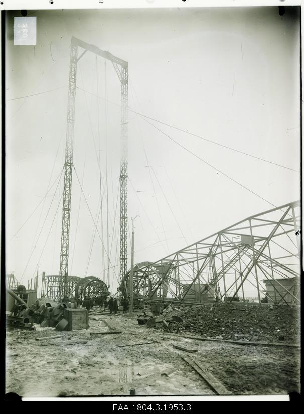 Construction of the observation tower (?)