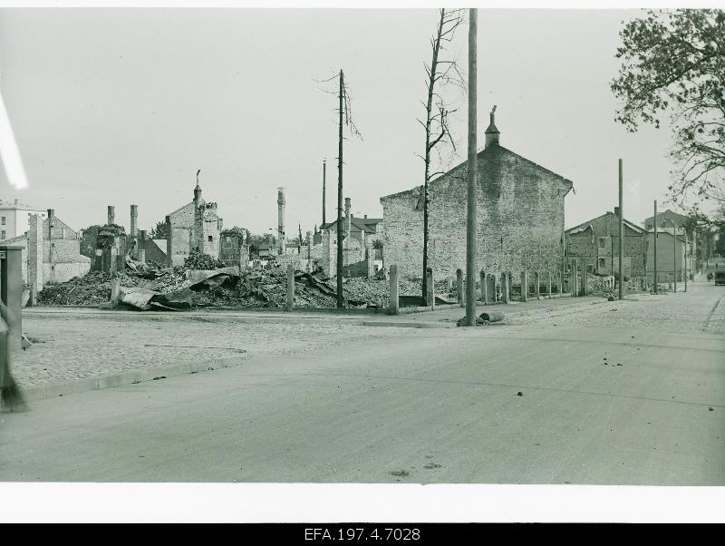 Ruins in Star and Day Street.