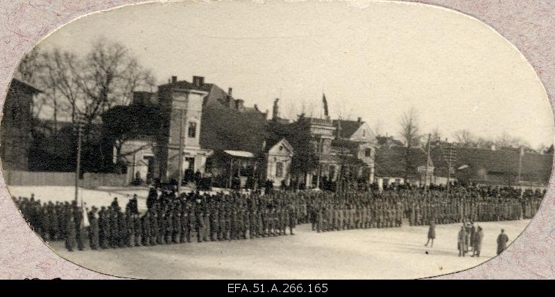 Captain Raudvere, Head of the 3rd Division Reserve Battalion, speaks in Pärnu on the parade of celebration of the 2nd anniversary of the Republic of Estonia.
