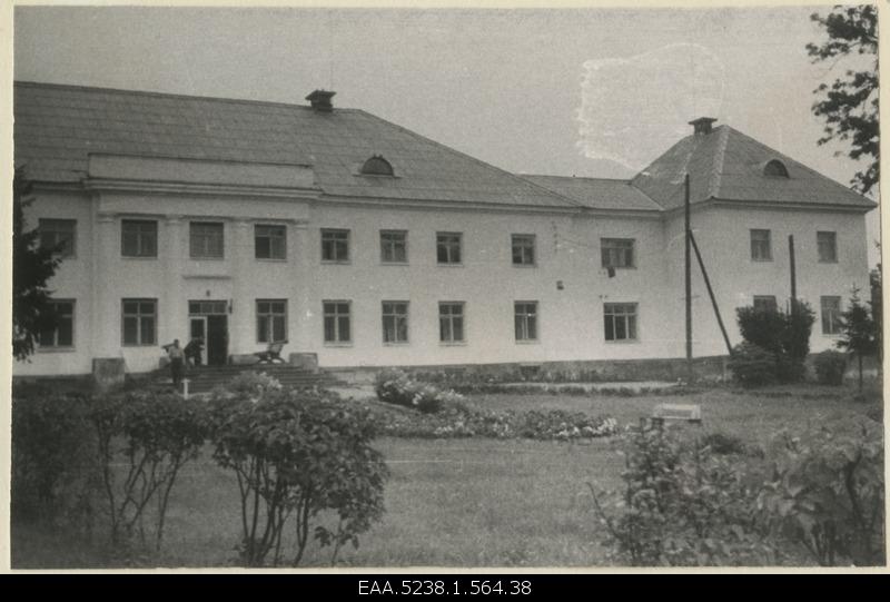 Front side of the main building of Valkla Manor