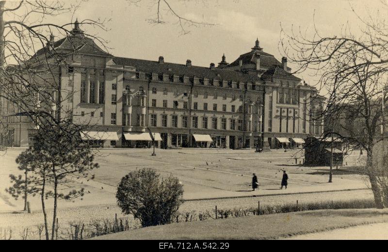 Vaade Estonia teatri tagaküljele.