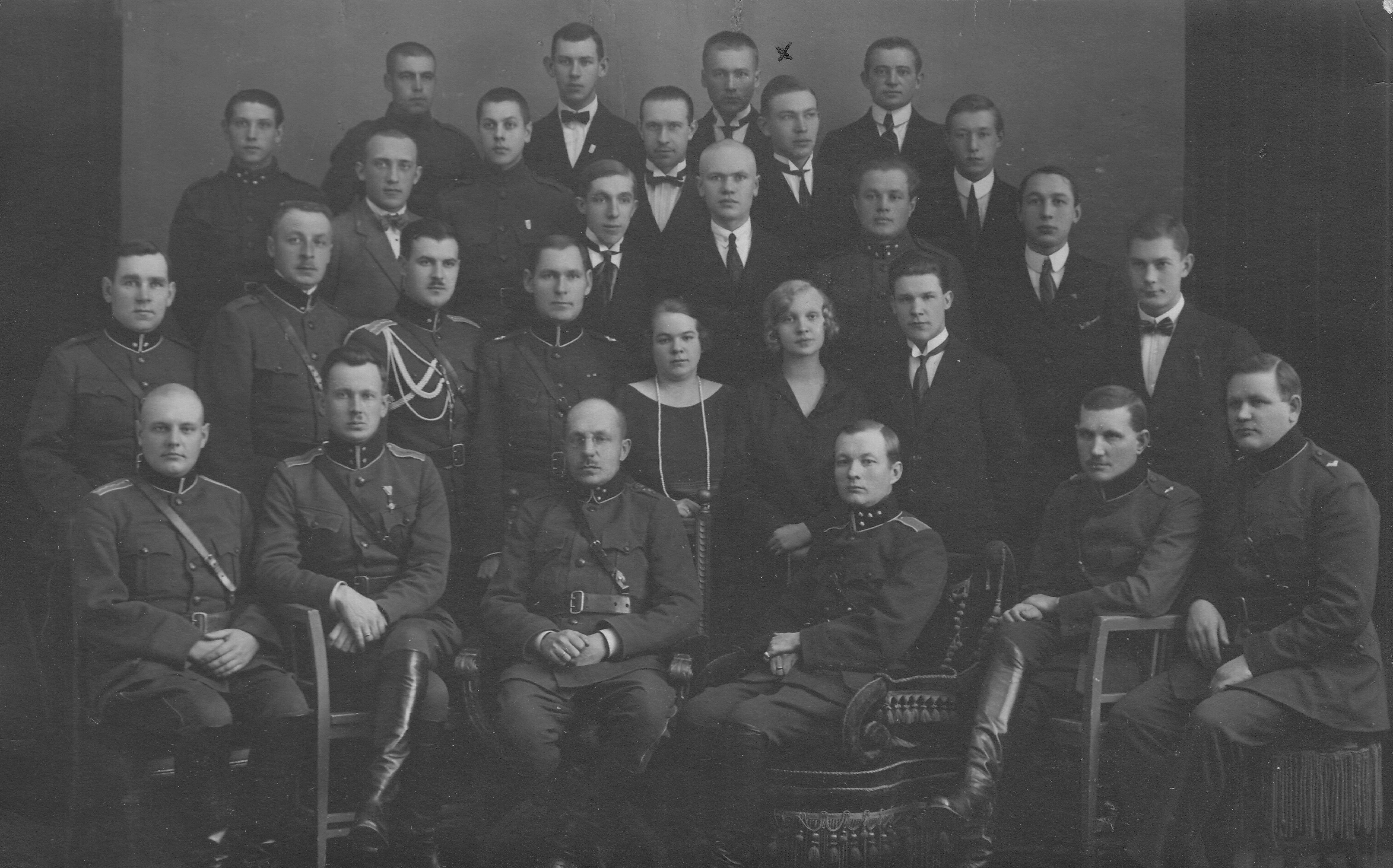 On the Ist of the Twenties. Unidentified event. Young men associated with the War of Independence