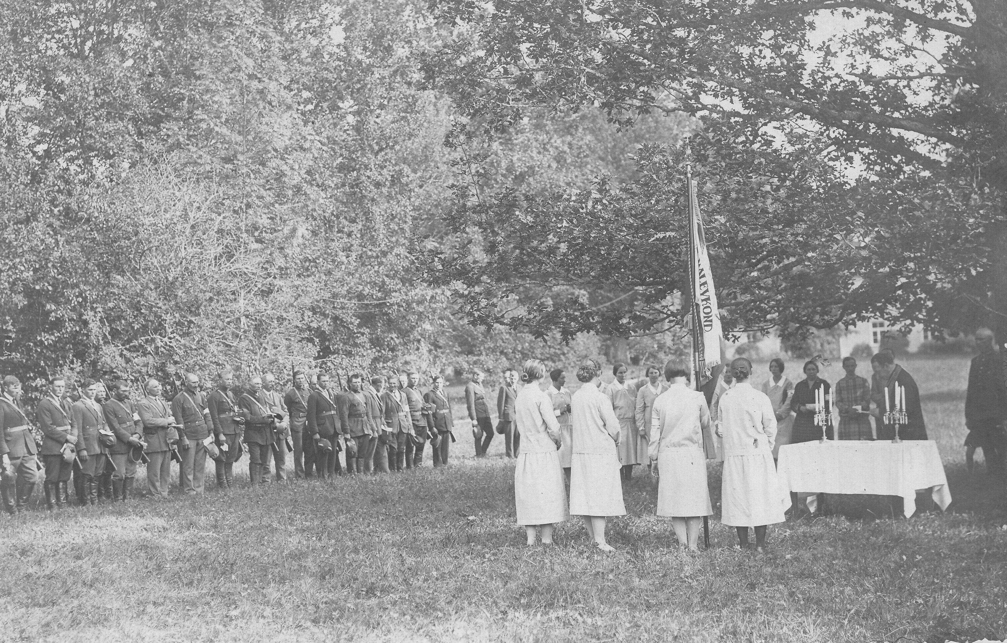 Swearing of Karksi Women's Home Protection 1928 in Polli Manor Park