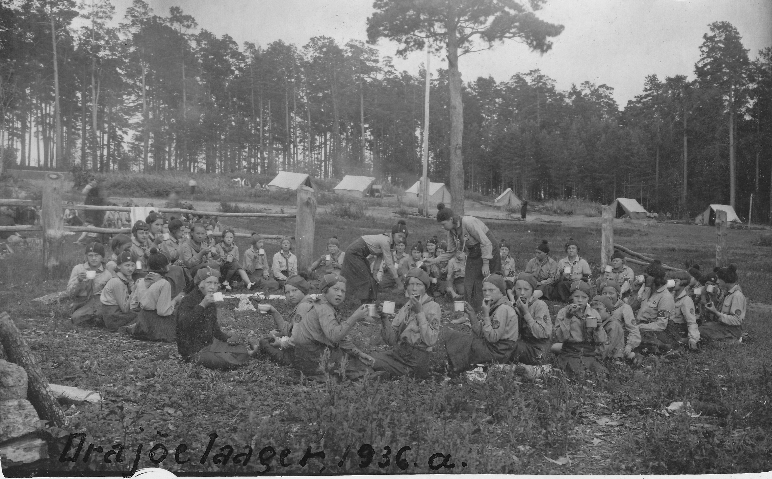 Home Girls in Pärnumaa district camp in Orajõel 1936