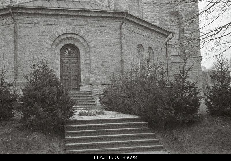 At the interior walk of the church of Karl, the Holy Session of the Deaders.