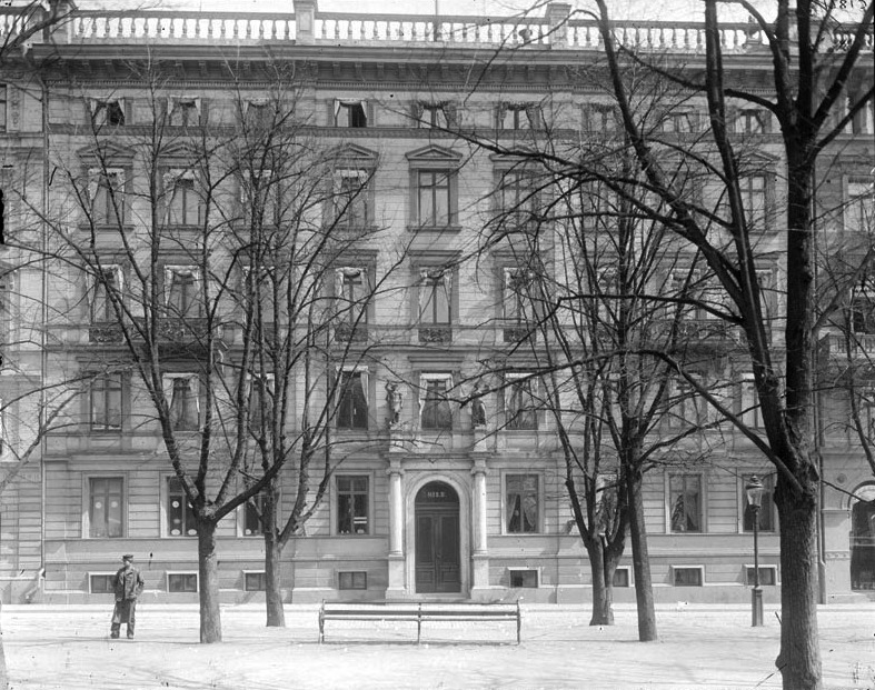 Davidsonska huset Kungstradgardsgatan - Davidsonska huset, Kungsträdgårdsgatan 2B (rivet 1902)