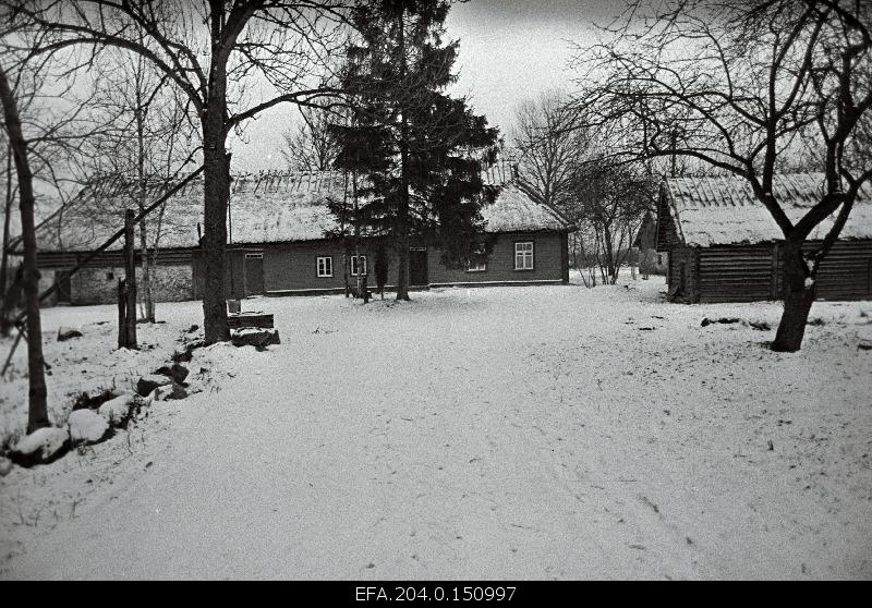 In the Haapsalu district, Koela village Uuetoa farm, which is the Winter Museum of Taebla Secondary School.