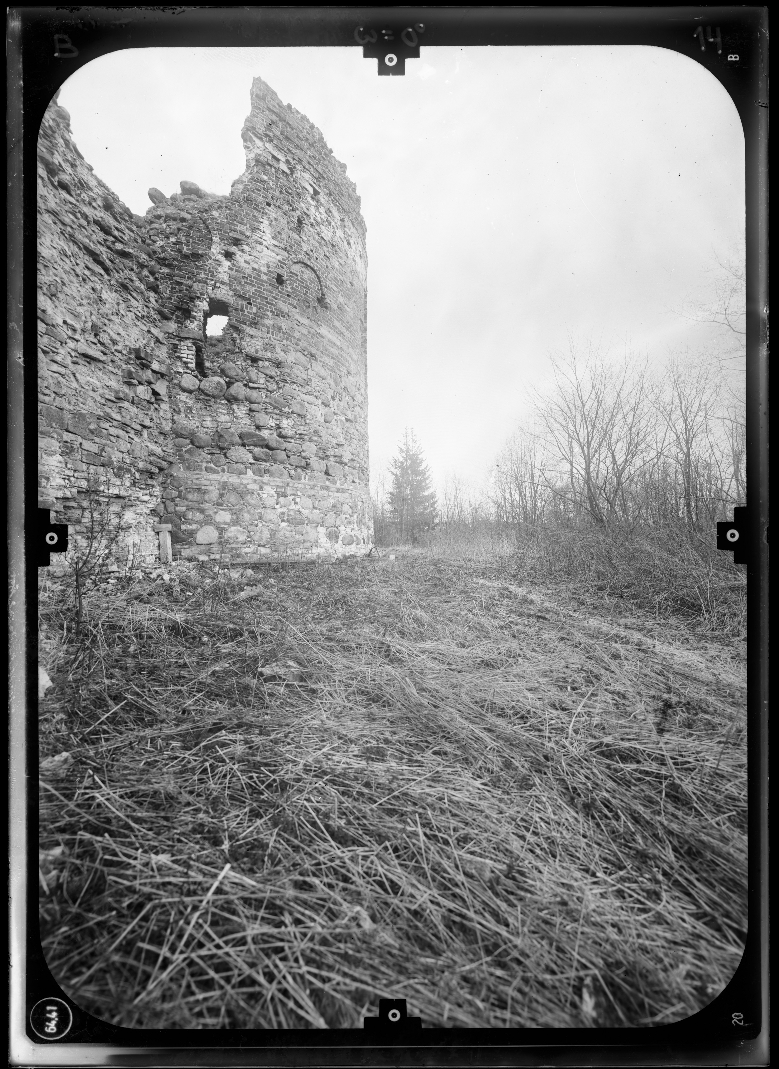 Vastseliina fortress B14-0 - Vastseliina Bishop Castle and fortress. Photogrammetric survey 1991